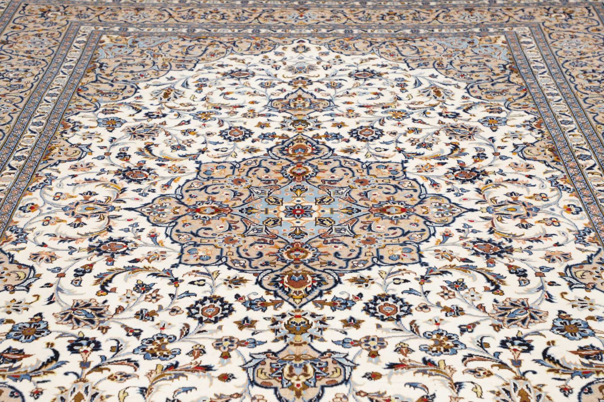perserteppich-kashan-251-x-352-cm-schurwolle-handgeknupft-robust-17 Kashan Persian Rug — hand-knotted, 251 × 352 cm, Wool