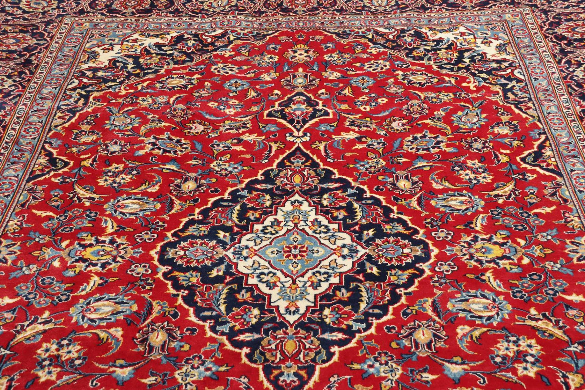 Kashan Persian Rug 251 × 346 cm, Wool, hand-knotted