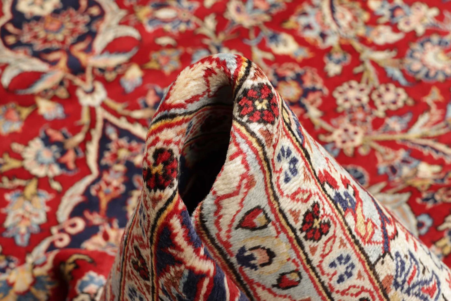 Kashan Persian Rug 251 × 346 cm, Wool, hand-knotted