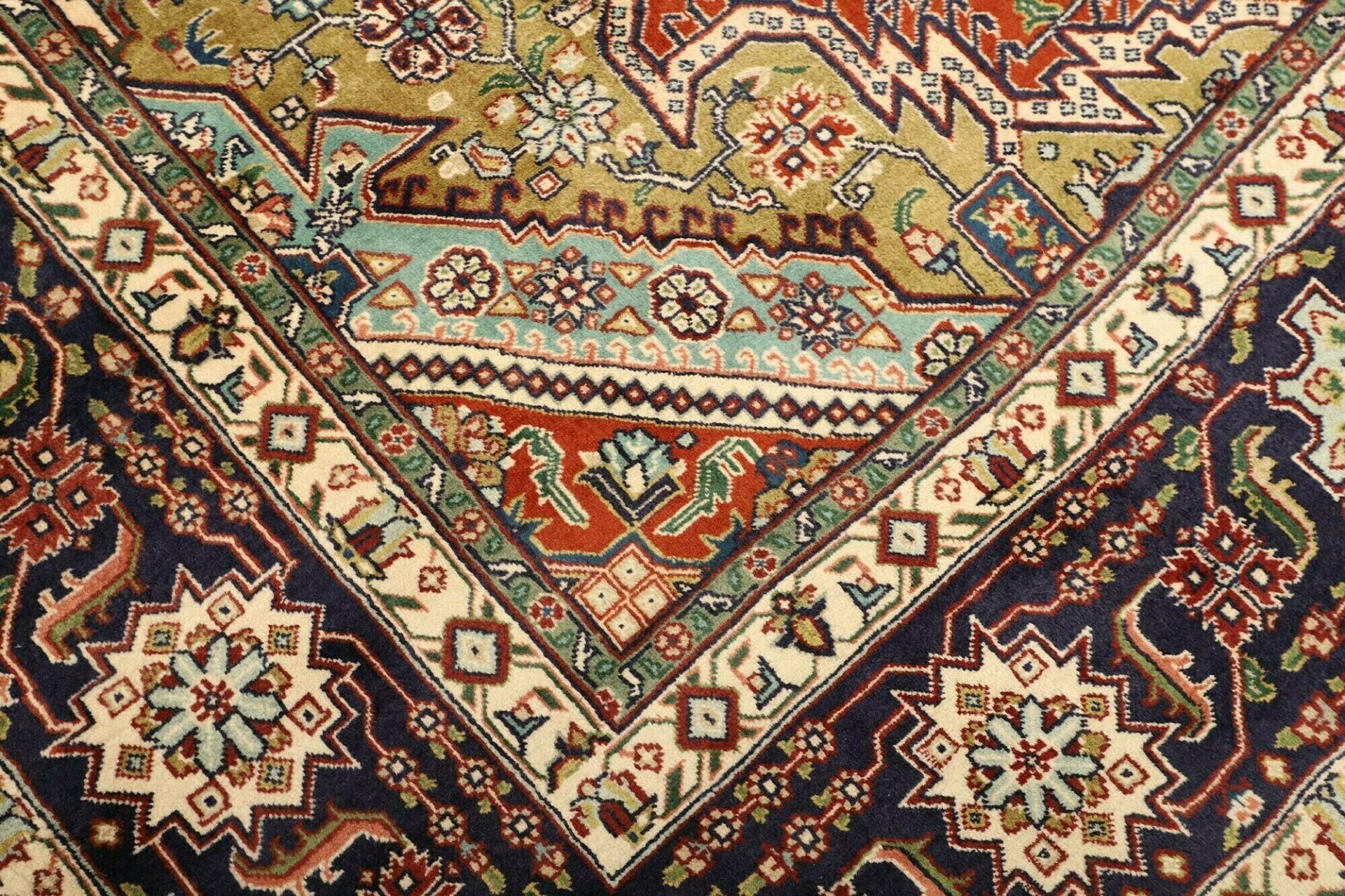 Hand-Knotted Wool Tabriz Persian Rug, 251 × 339 cm