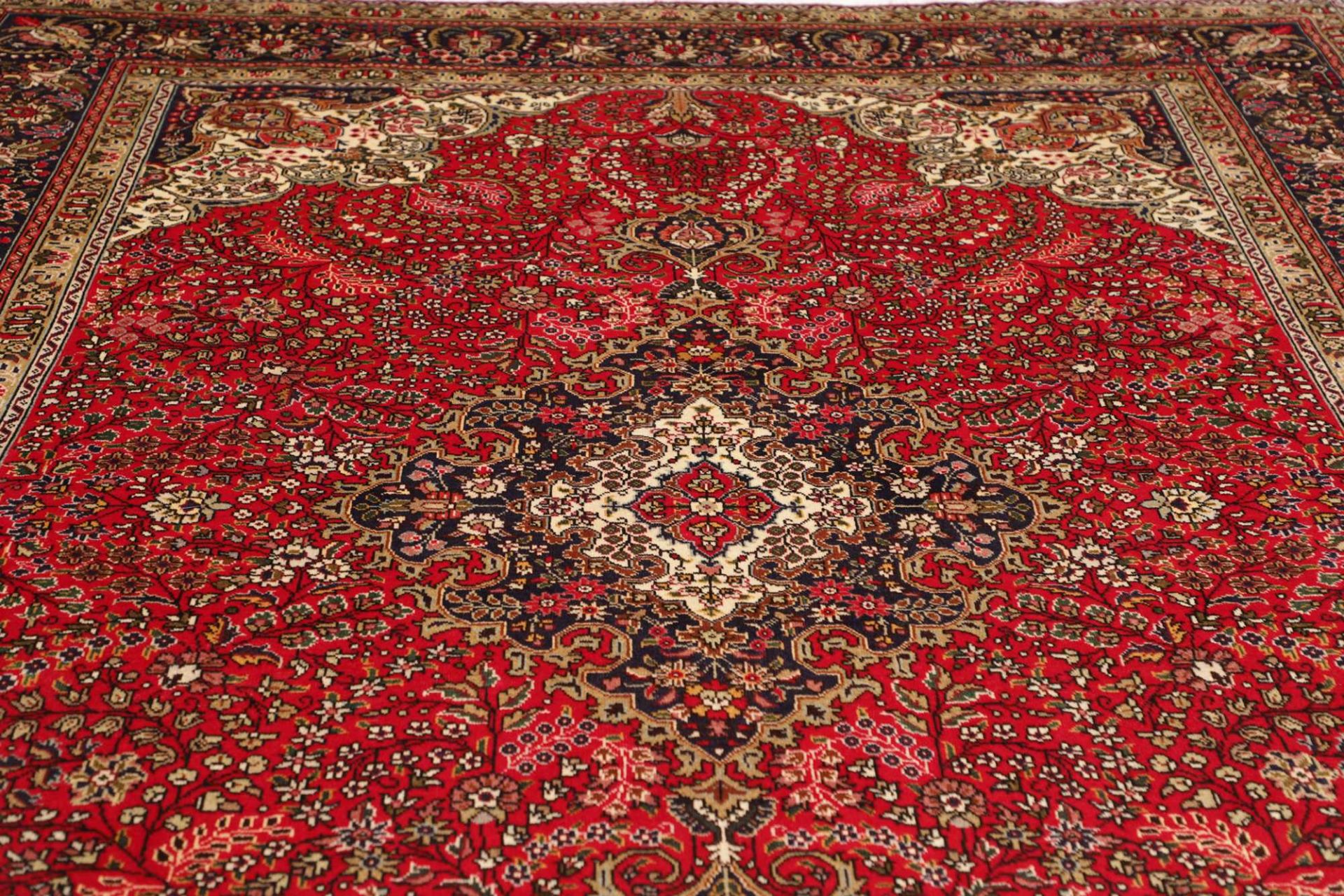 Hand-Knotted Wool Tabriz Persian Rug, 246 × 342 cm