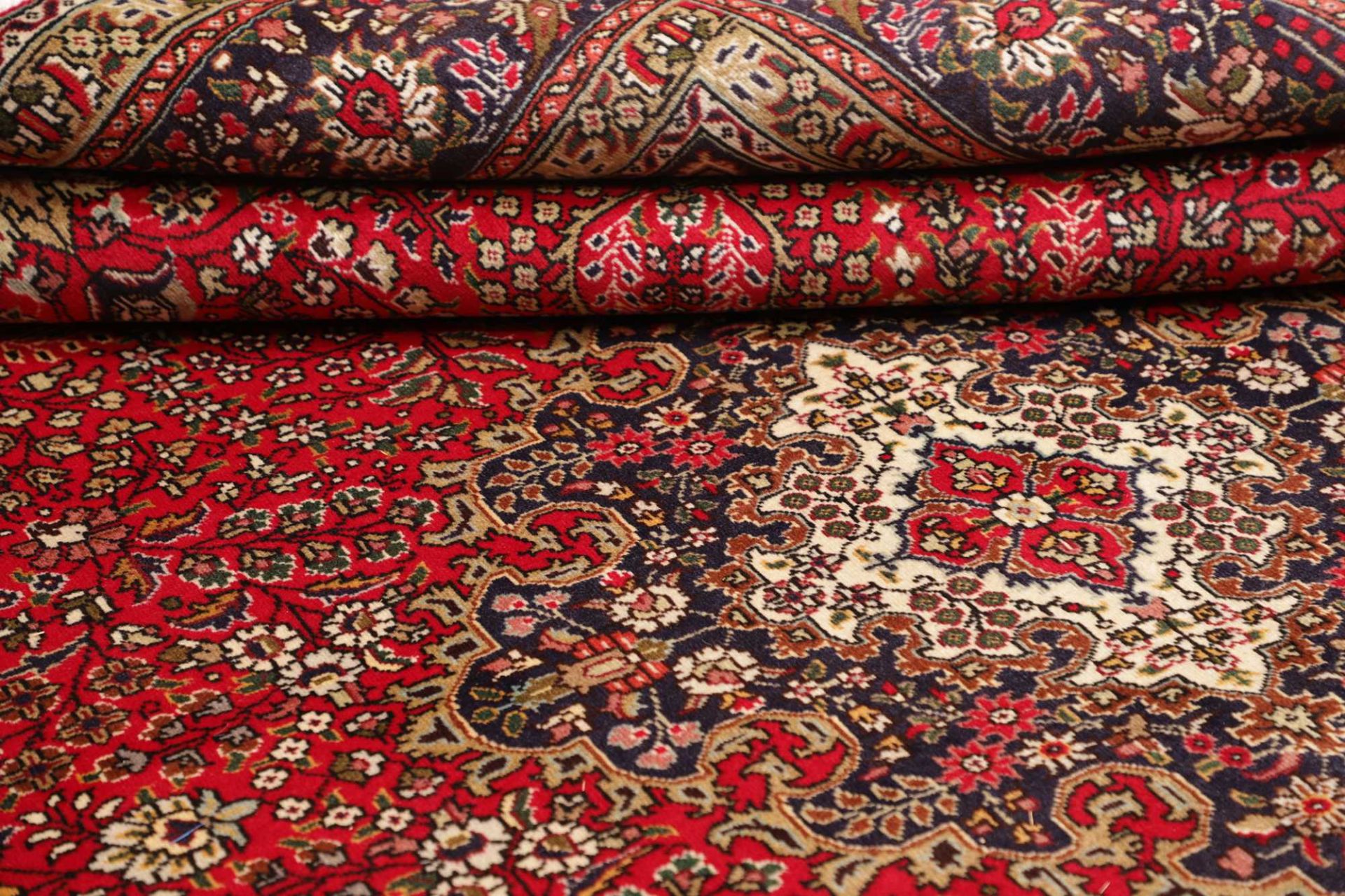Hand-Knotted Wool Tabriz Persian Rug, 246 × 342 cm