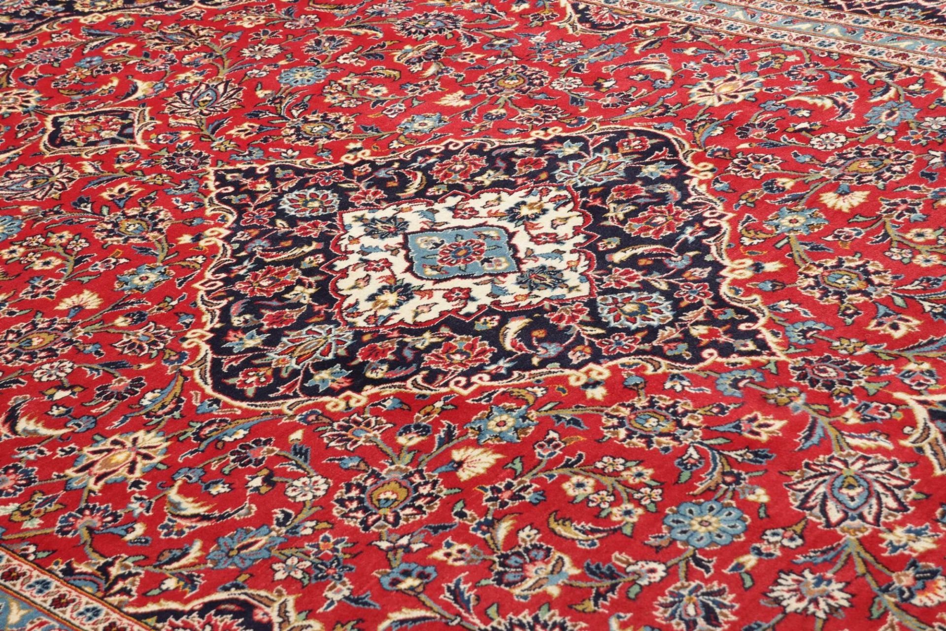 perserteppich-kashan-247-x-362-cm-schurwolle-handgeknupft-hochwertig-7 Hand-Knotted Wool Kashan Persian Rug, 247 × 362 cm