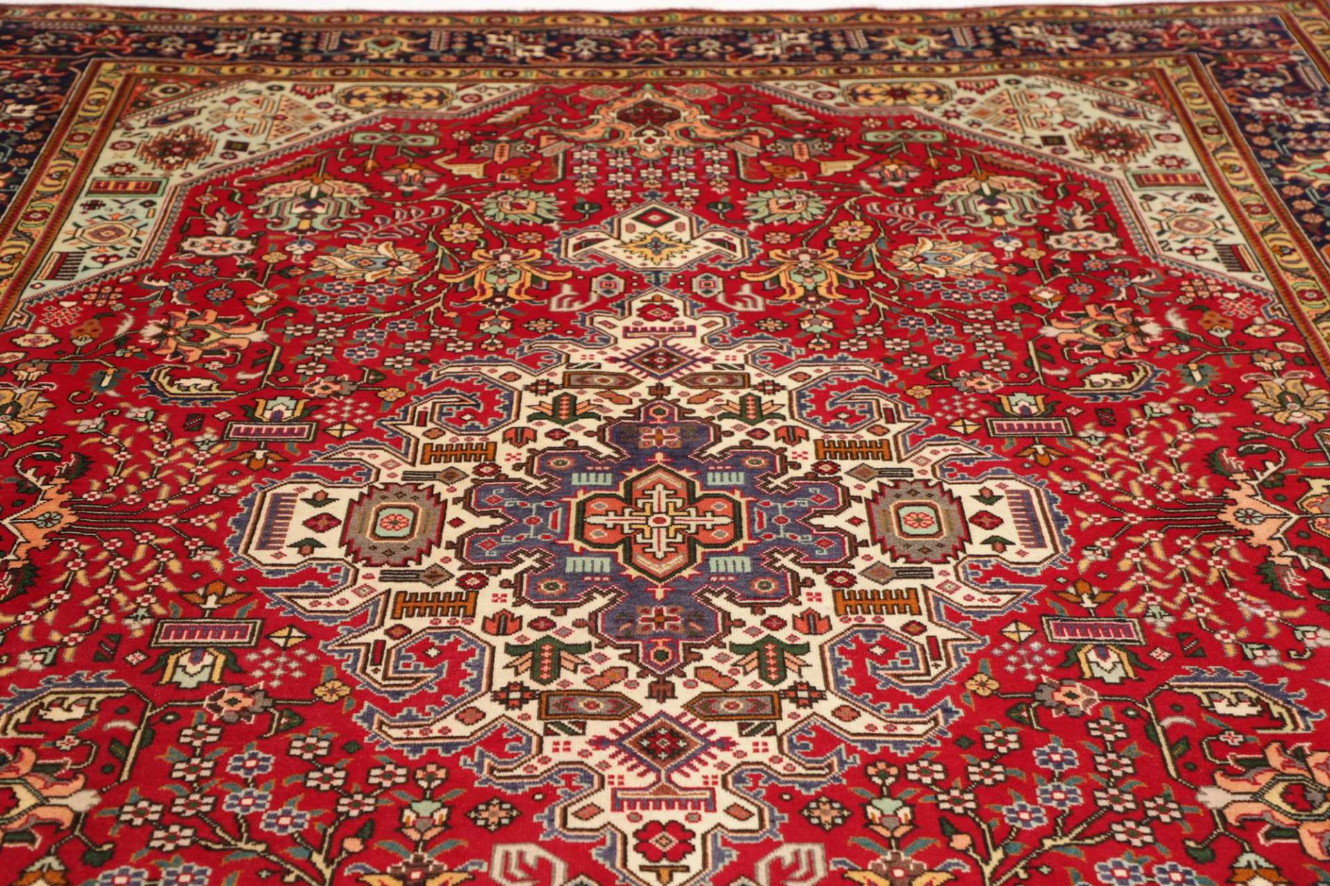 Hand-Knotted Wool Tabriz Persian Rug, 254 × 347 cm