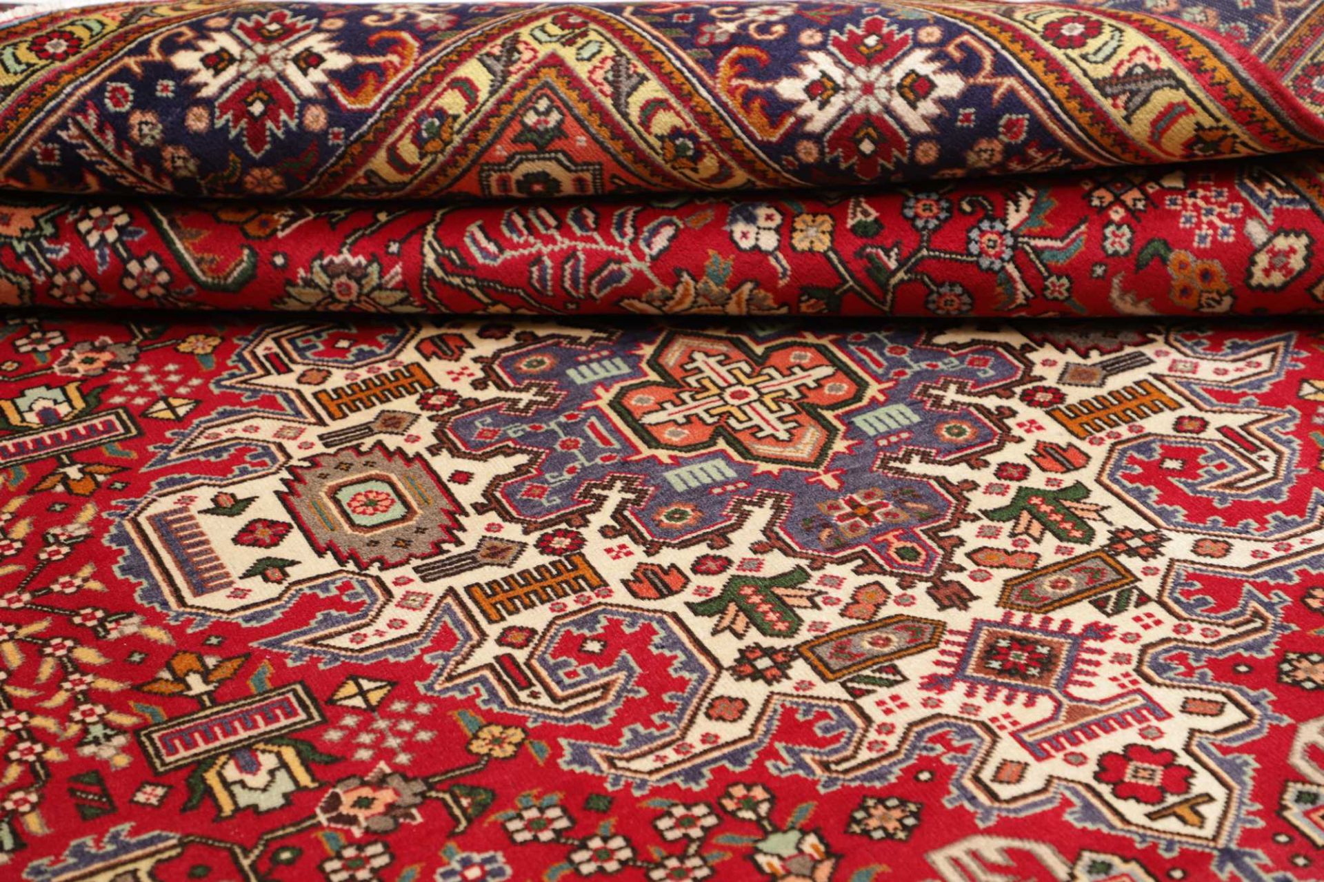 Hand-Knotted Wool Tabriz Persian Rug, 254 × 347 cm