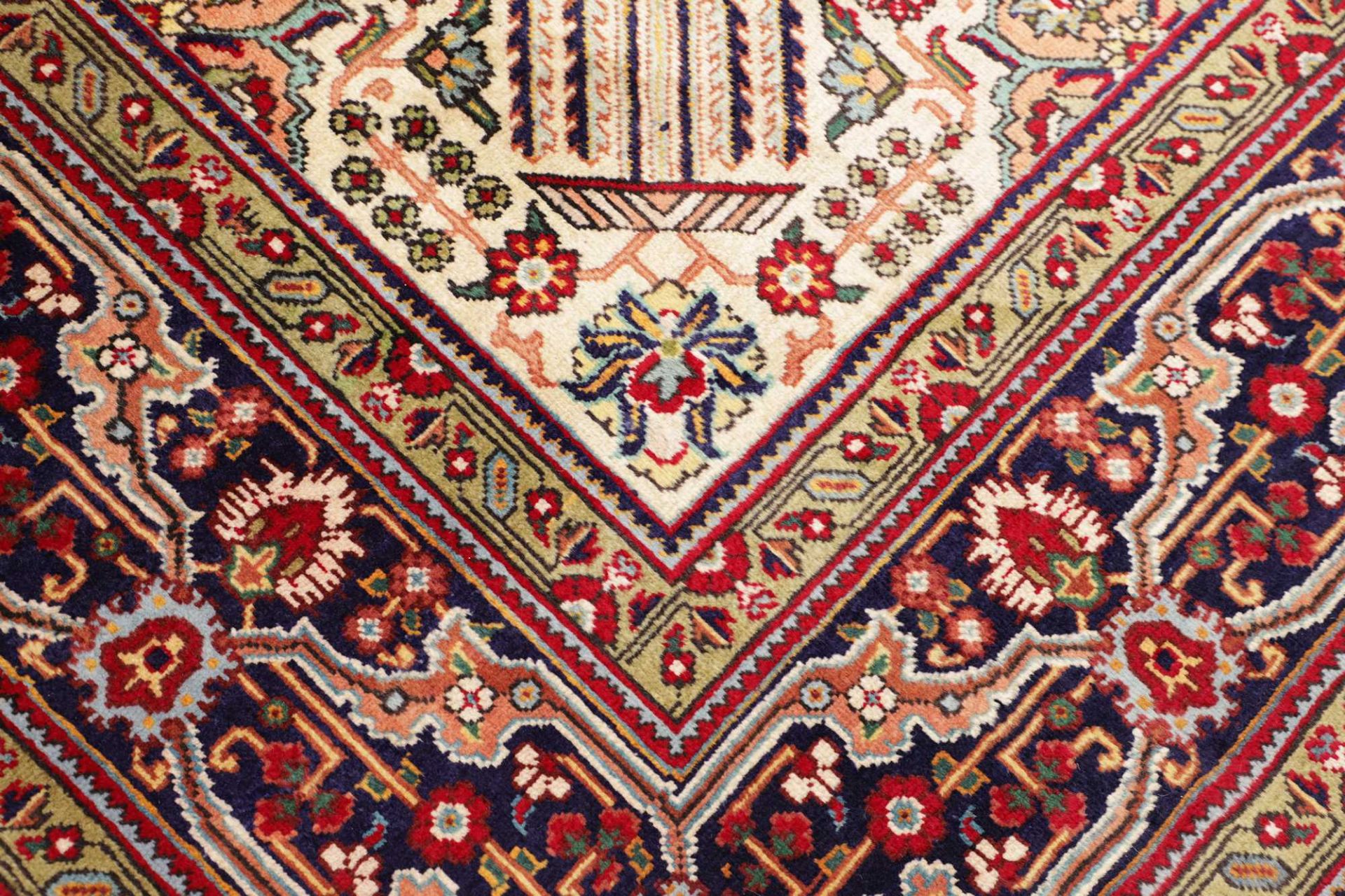 Hand-Knotted Wool Tabriz Persian Rug, 256 × 363 cm