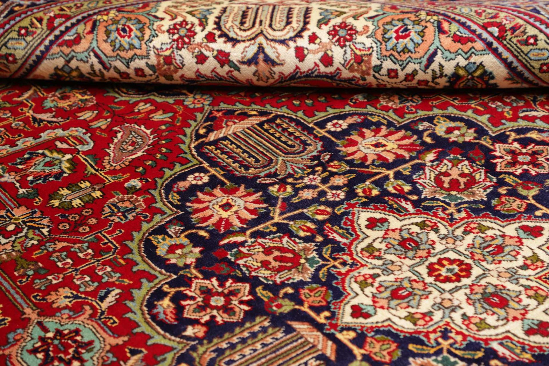 Hand-Knotted Wool Tabriz Persian Rug, 256 × 363 cm