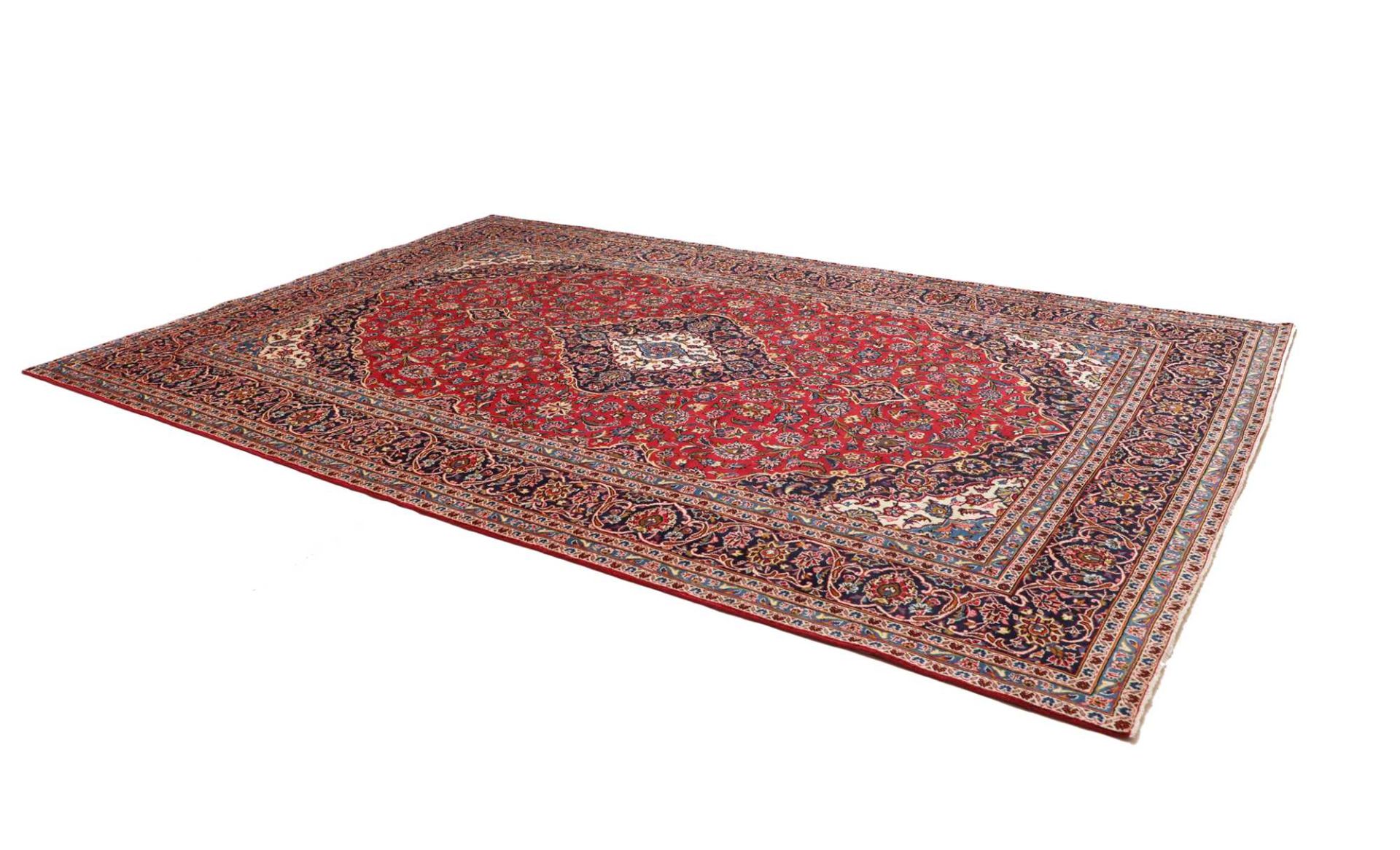 Kashan Persian Rug — hand-knotted, 251 × 364 cm, Wool