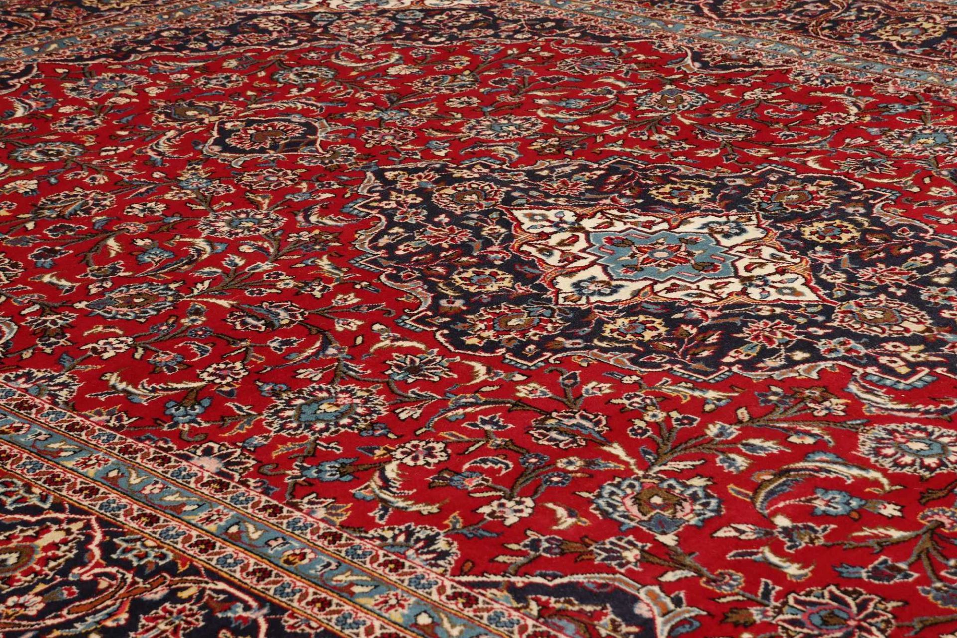 Kashan Persian Rug — hand-knotted, 247 × 359 cm, Wool