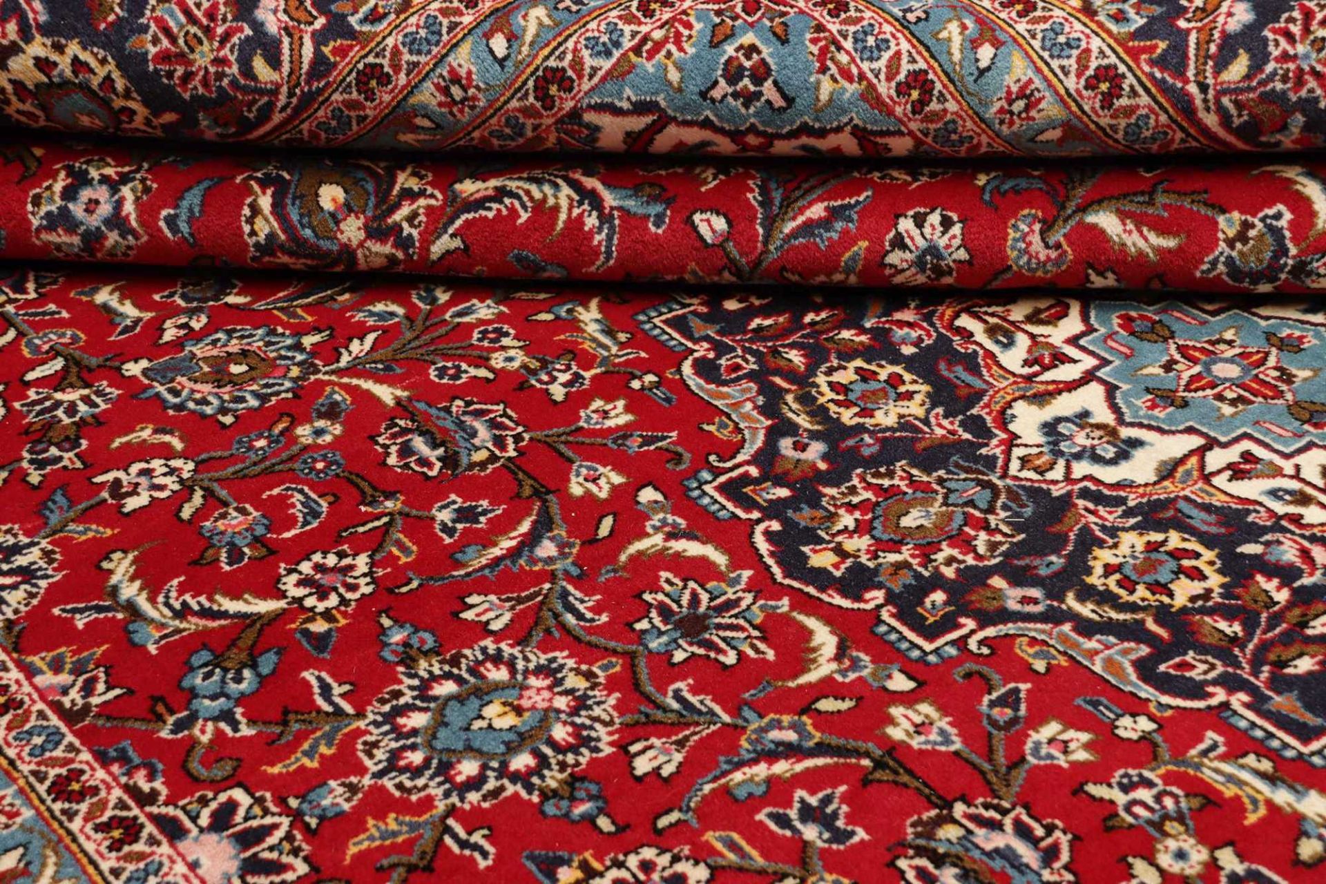 Kashan Persian Rug — hand-knotted, 247 × 359 cm, Wool