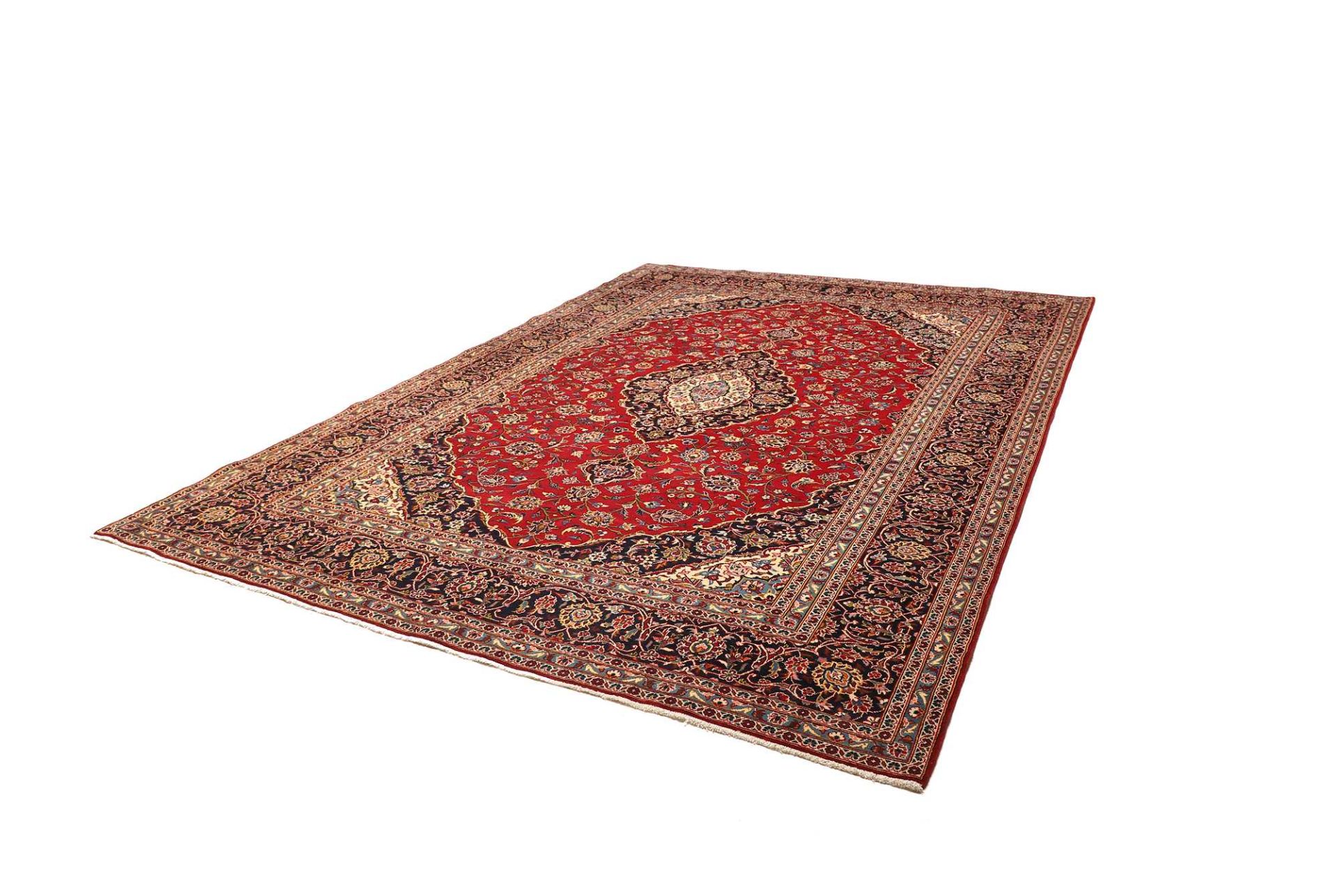 Hand-Knotted Wool Kashan Persian Rug, 261 × 349 cm