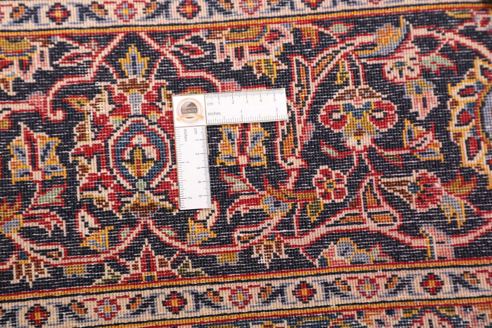 Hand-Knotted Wool Kashan Persian Rug, 261 × 349 cm