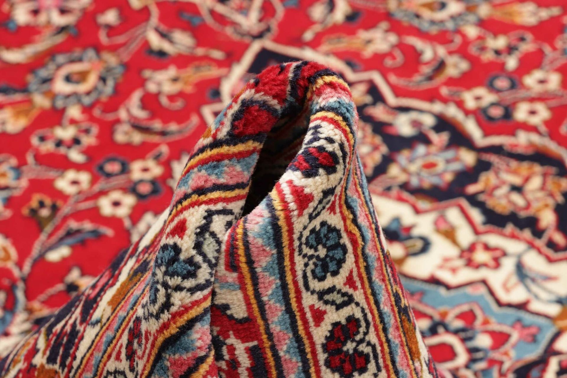 perserteppich-kashan-241-x-354-cm-schurwolle-handgeknupft-hochwertig-29 Kashan Persian Rug 241 × 354 cm, Wool, hand-knotted