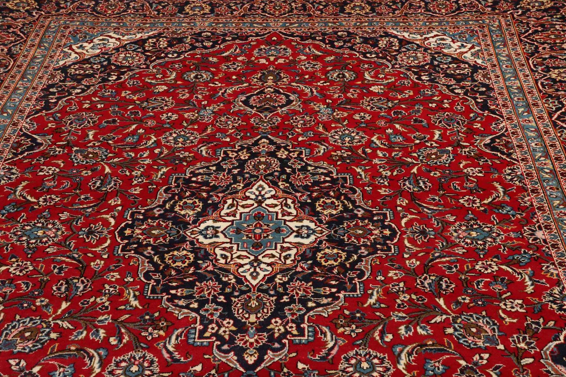 Hand-Knotted Wool Kashan Persian Rug, 244 × 362 cm