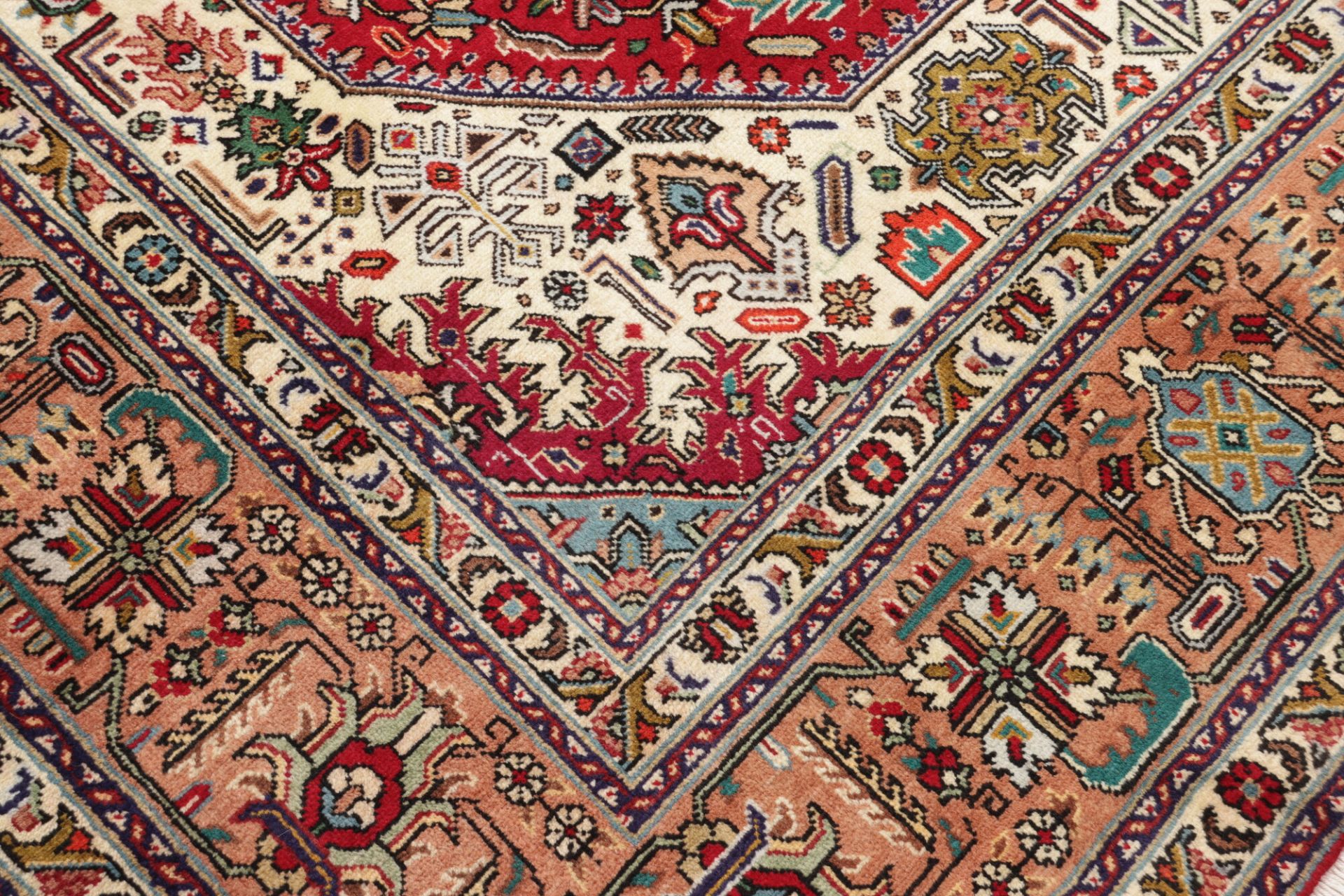 perserteppich-tabriz-253-x-349-cm-schurwolle-handgeknupft-hochwertig-5 Tabriz Persian Rug 253 × 349 cm, Wool, hand-knotted