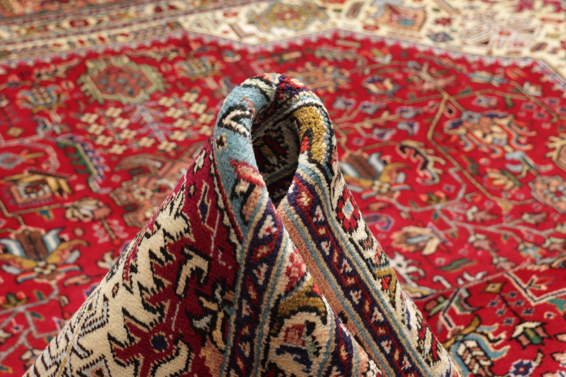 perserteppich-tabriz-253-x-349-cm-schurwolle-handgeknupft-hochwertig-8 Tabriz Persian Rug 253 × 349 cm, Wool, hand-knotted