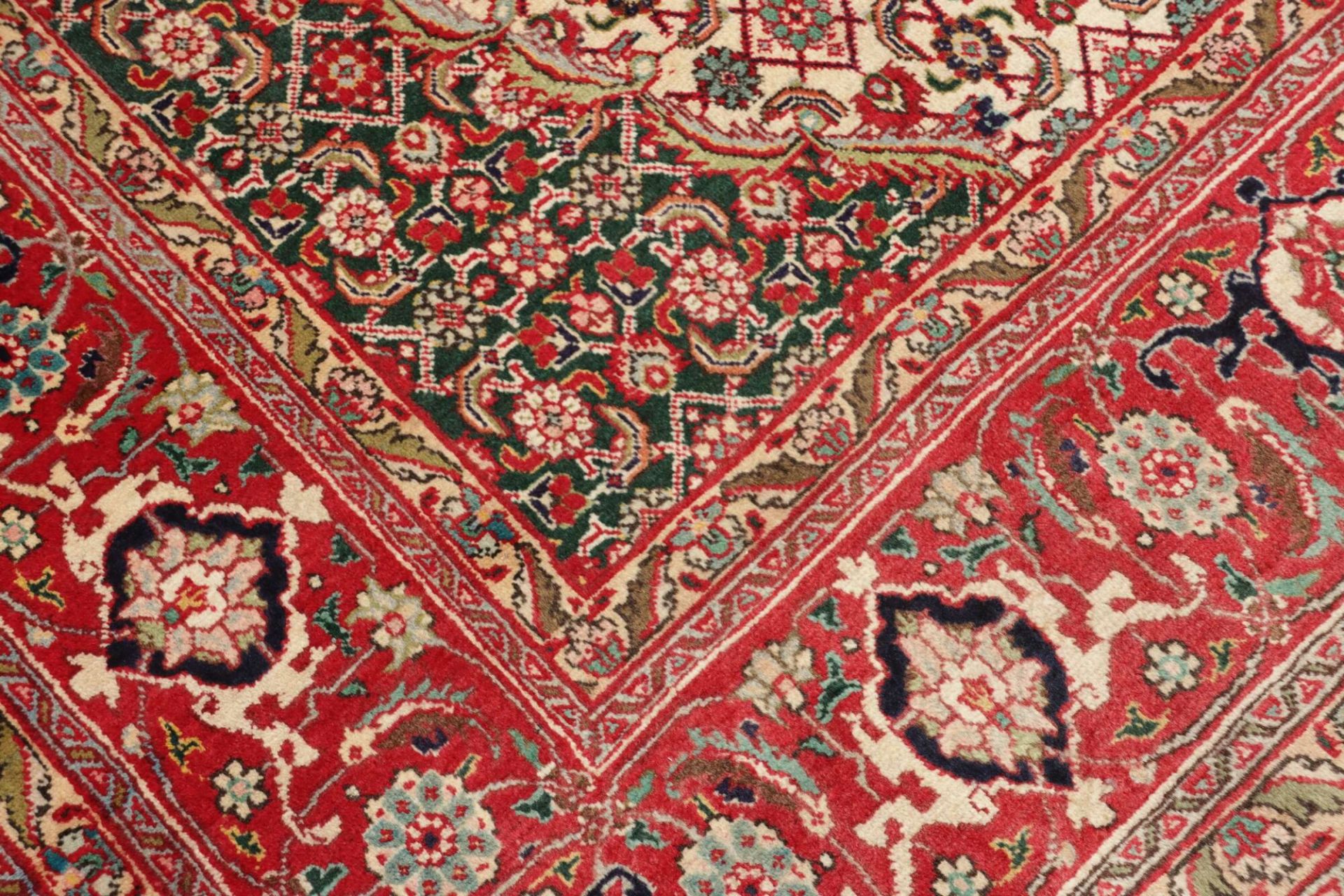 perserteppich-tabriz-245-x-355-cm-schurwolle-handgeknupft-hochwertig-15 Hand-Knotted Wool Tabriz Persian Rug, 245 × 355 cm