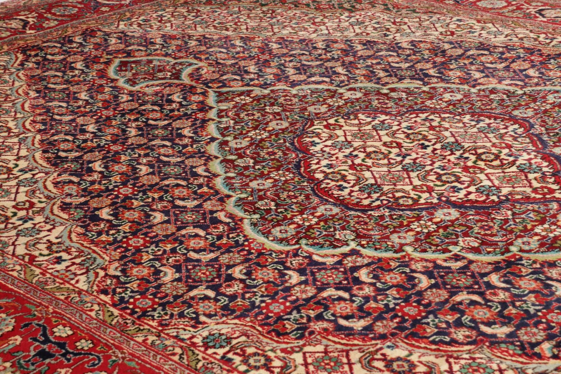 perserteppich-tabriz-245-x-355-cm-schurwolle-handgeknupft-hochwertig-16 Hand-Knotted Wool Tabriz Persian Rug, 245 × 355 cm
