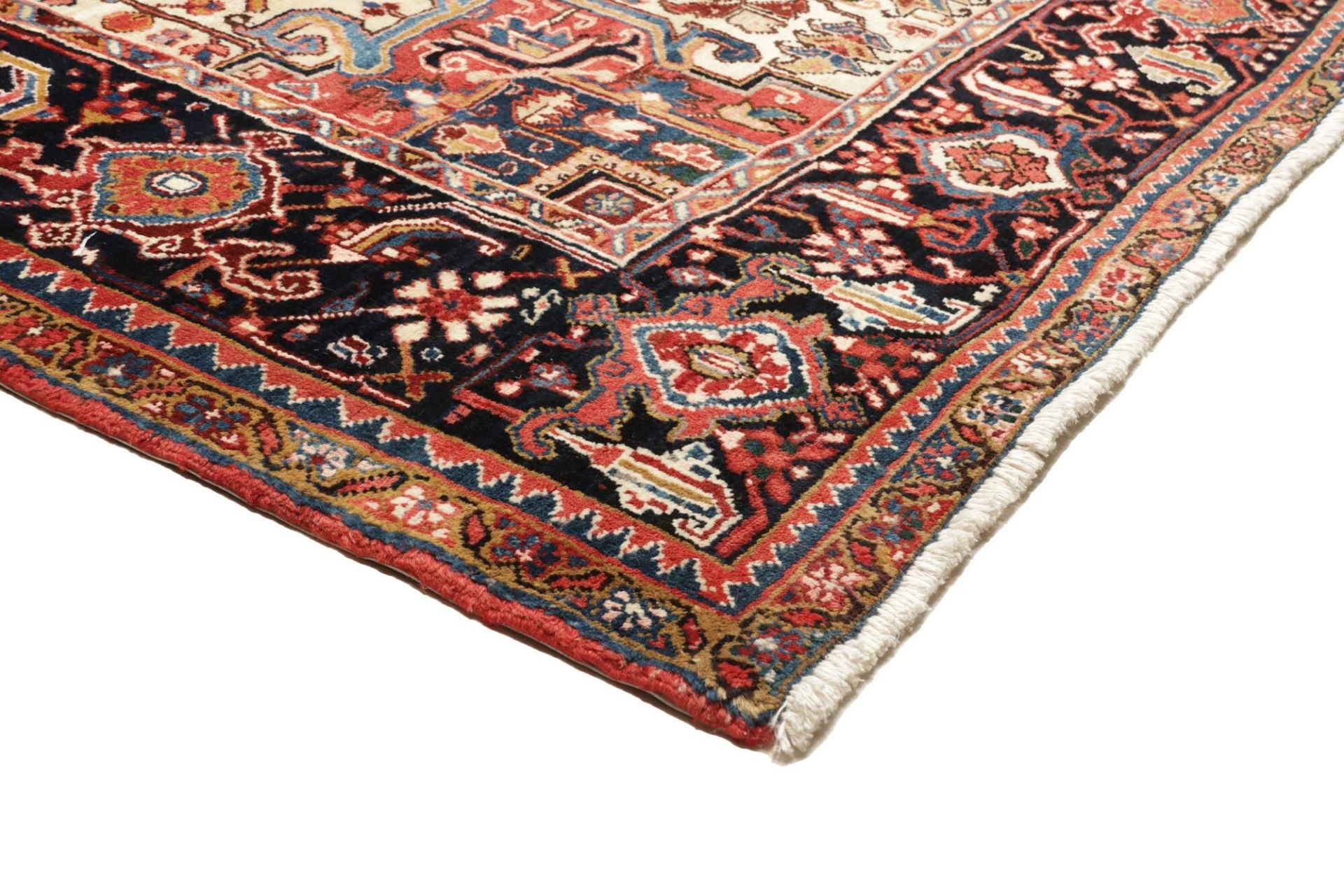 Heriz Persian Rug 233 × 334 cm, Wool, hand-knotted