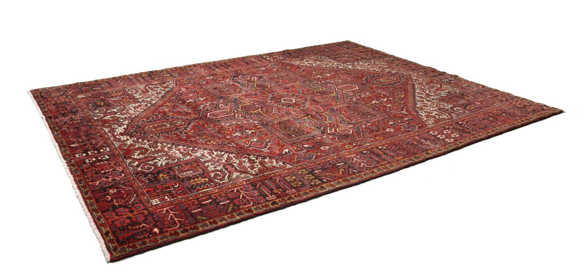 Hand-Knotted Wool Heriz Persian Rug, 266 × 337 cm
