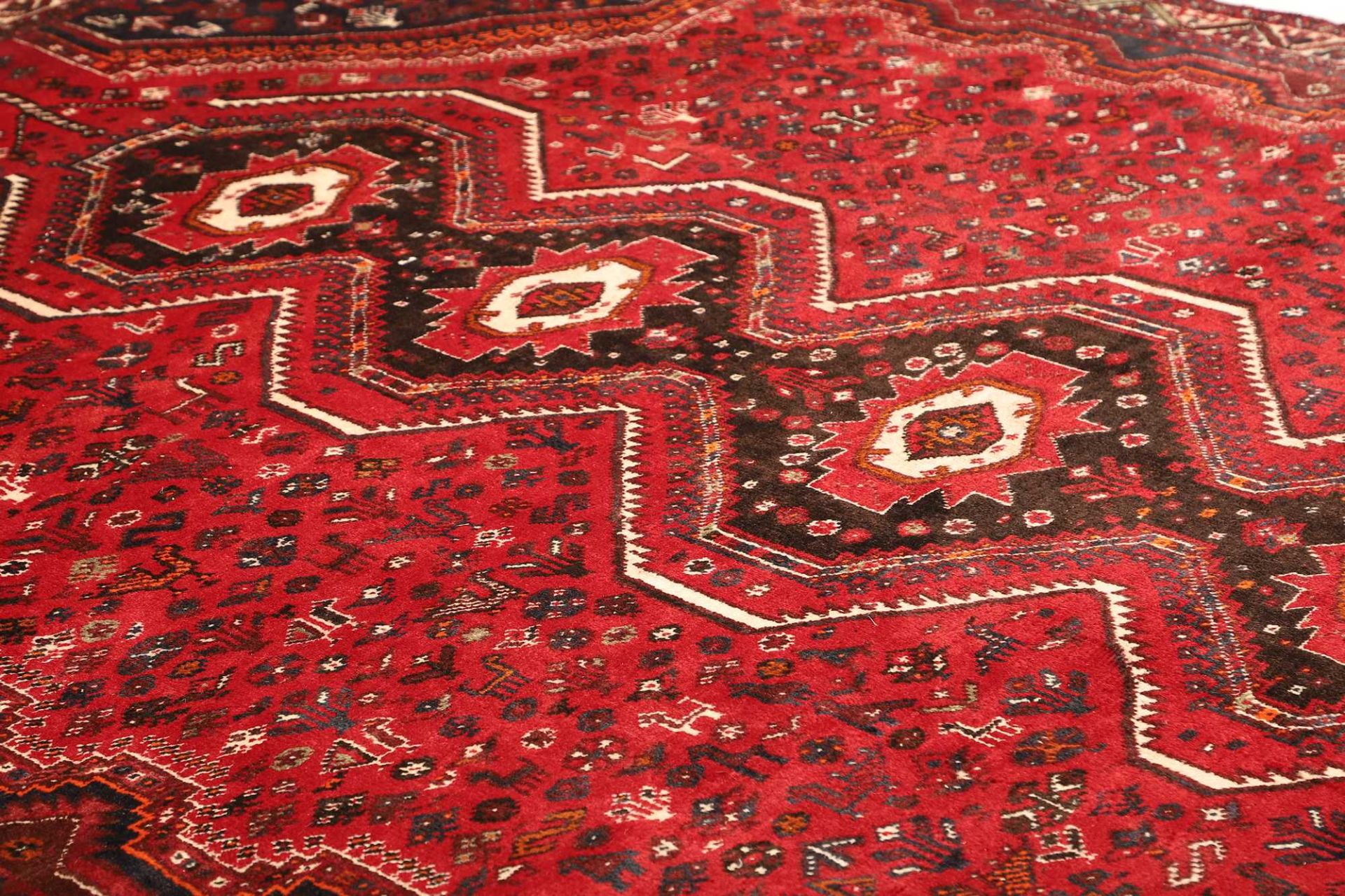 perserteppich-shiraz-236-x-336-cm-schurwolle-handgeknupft-16 Shiraz Persian Rug 236 × 336 cm, Wool, hand-knotted