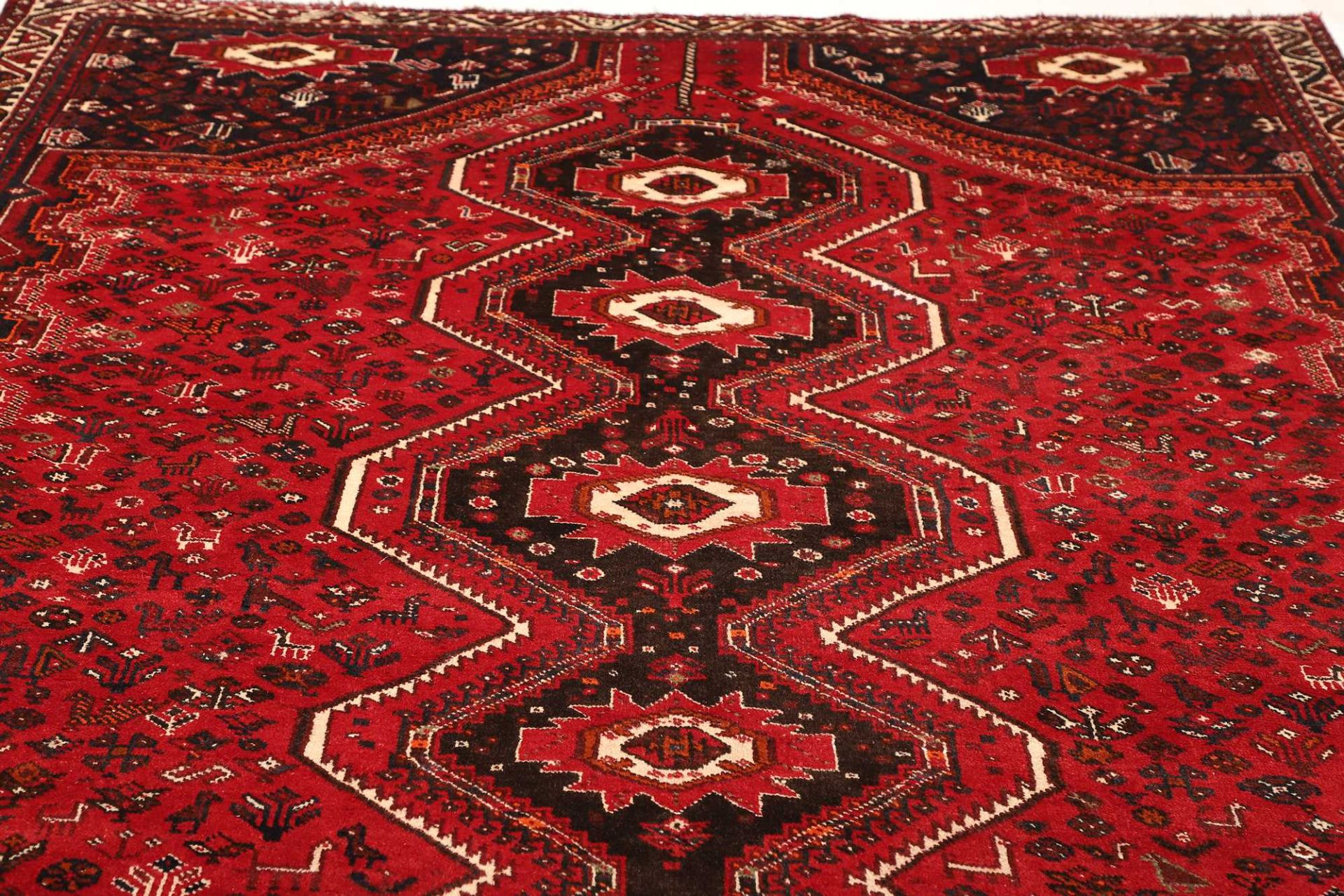 perserteppich-shiraz-236-x-336-cm-schurwolle-handgeknupft-17 Shiraz Persian Rug 236 × 336 cm, Wool, hand-knotted