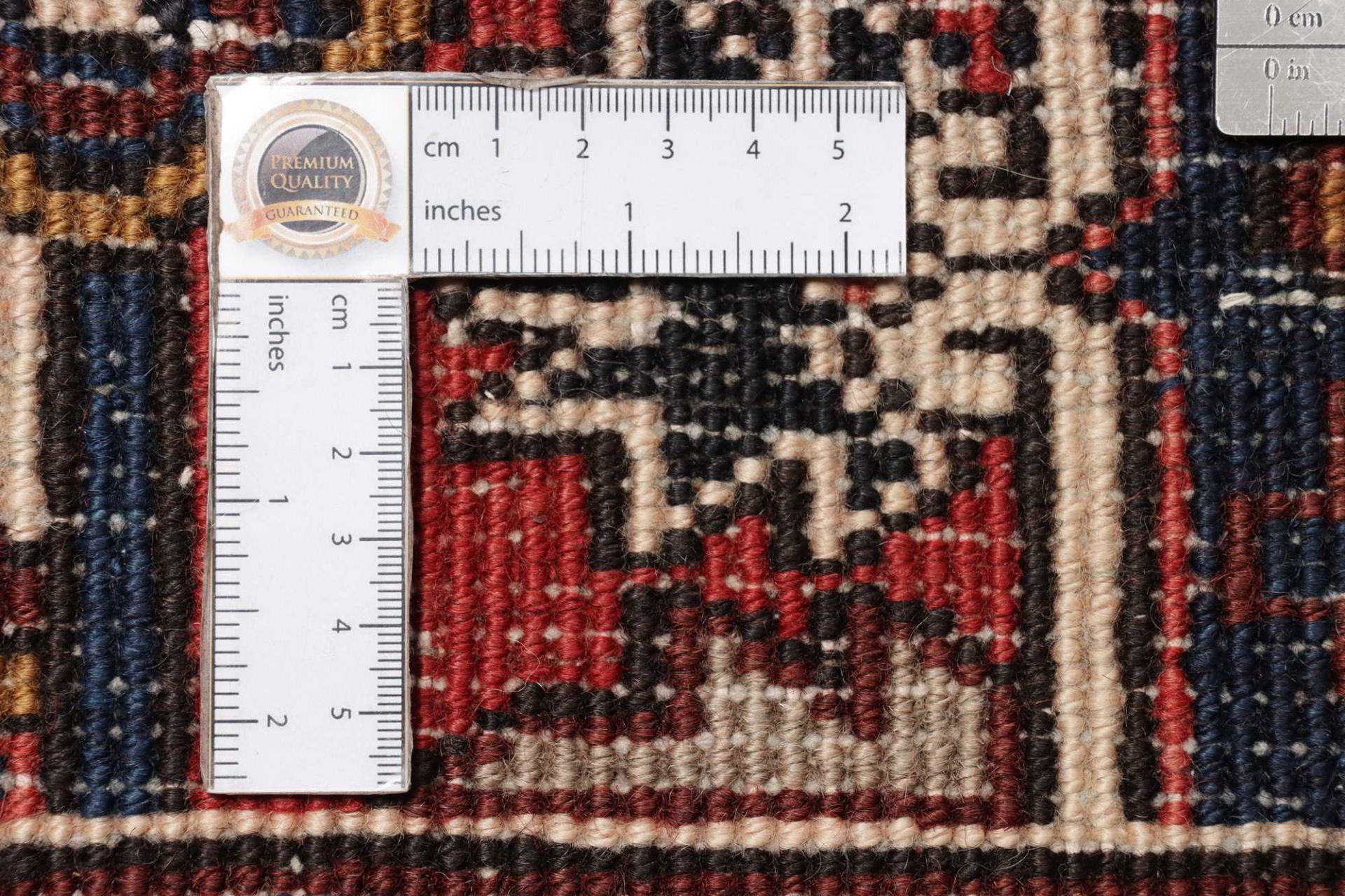 Hand-Knotted Wool Heriz Persian Rug, 261 × 335 cm