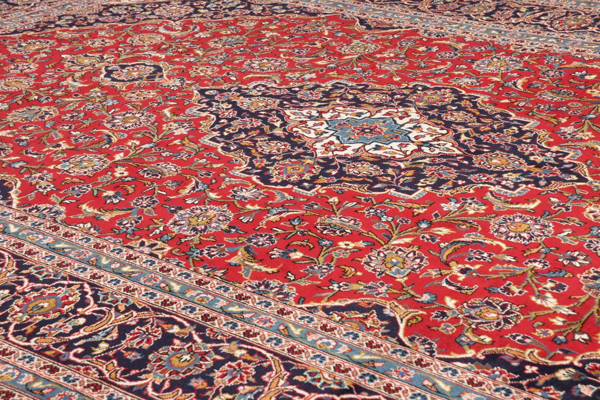 Kashan Persian Rug 245 × 359 cm, Wool, hand-knotted