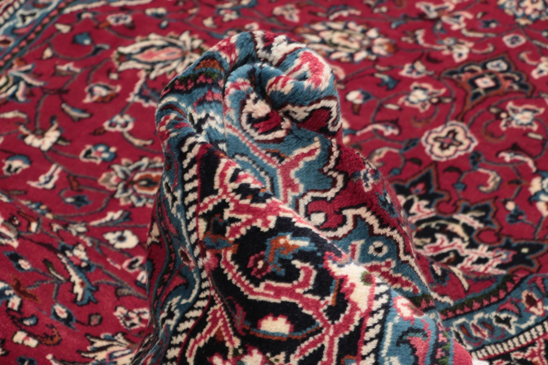 Persian Rug 213 × 315 cm, Wool, hand-knotted