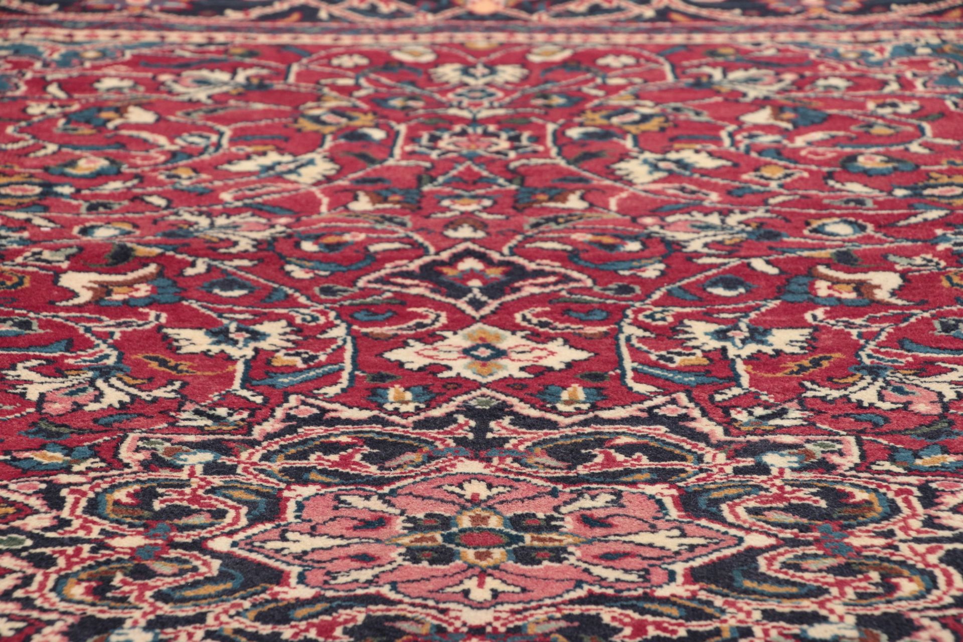 Hamadan Persian Rug 210 × 315 cm, Wool, hand-knotted
