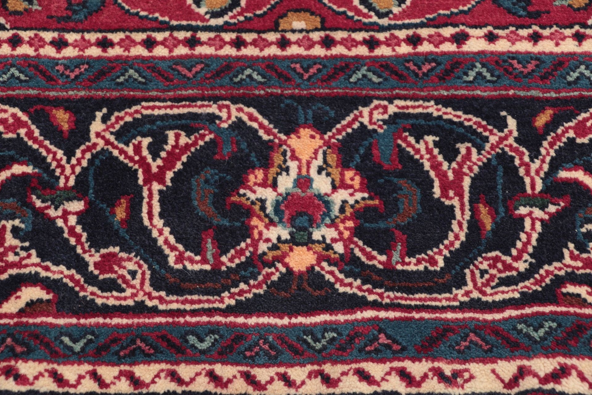 Hamadan Persian Rug 210 × 315 cm, Wool, hand-knotted