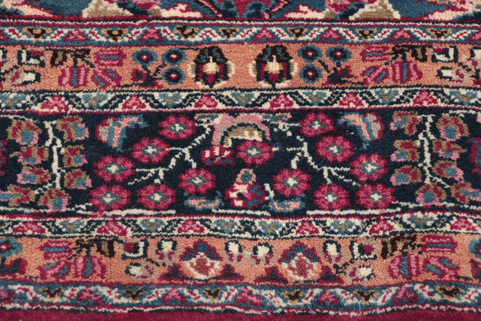 perserteppich-mashad-200-x-297-cm-wolle-handgeknupft-floral-6 Mashhad Persian Rug — hand-knotted, 200 × 297 cm, Wool