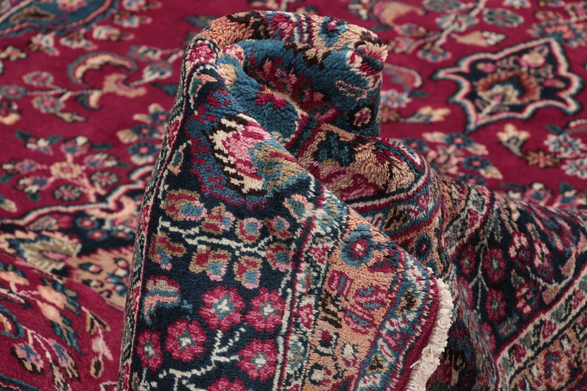 perserteppich-mashad-200-x-297-cm-wolle-handgeknupft-floral-9 Mashhad Persian Rug — hand-knotted, 200 × 297 cm, Wool