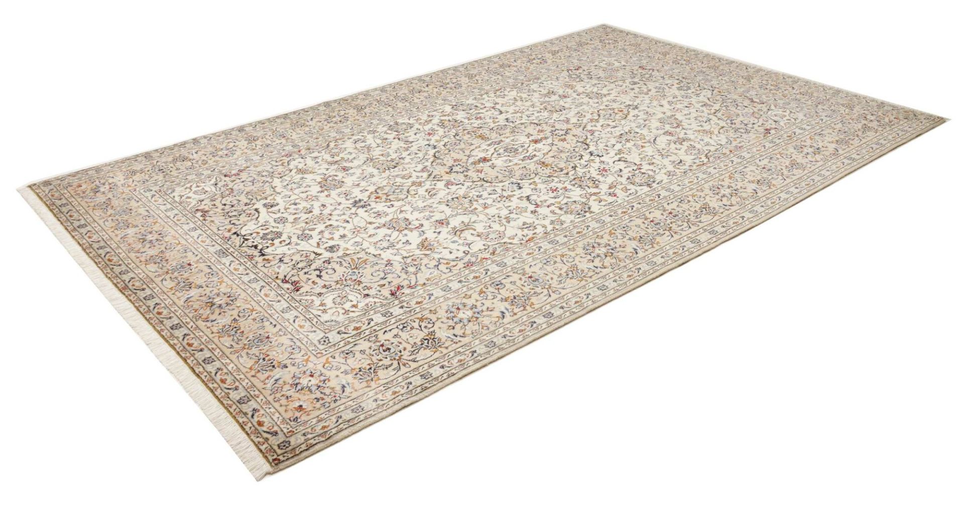 Hand-Knotted Wool Kashan Persian Rug, 205 × 319 cm