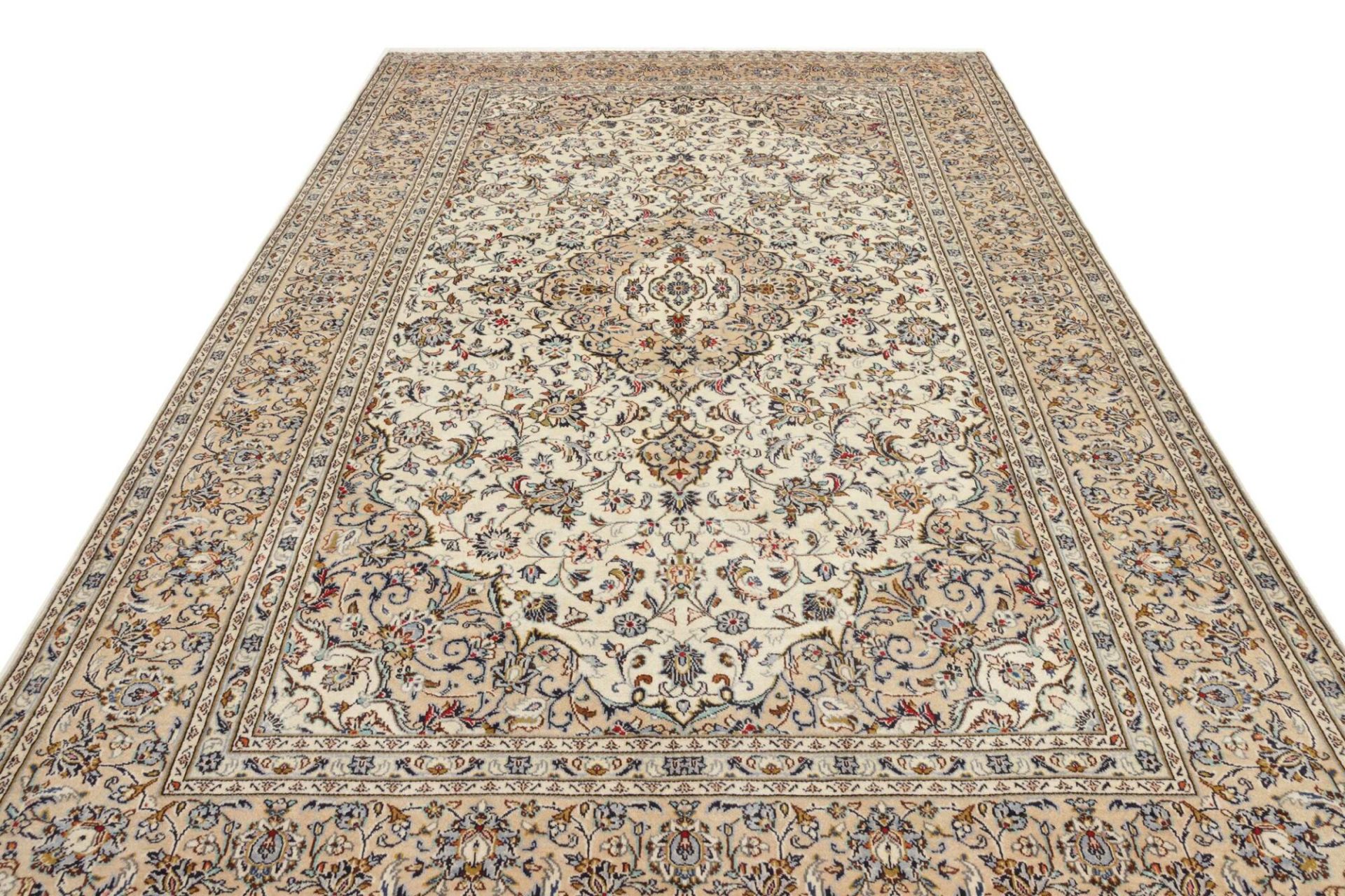 Hand-Knotted Wool Kashan Persian Rug, 205 × 319 cm