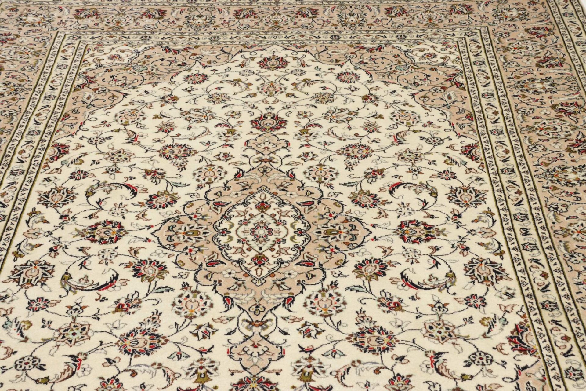 Kashan Persian Rug — hand-knotted, 201 × 289 cm, Wool