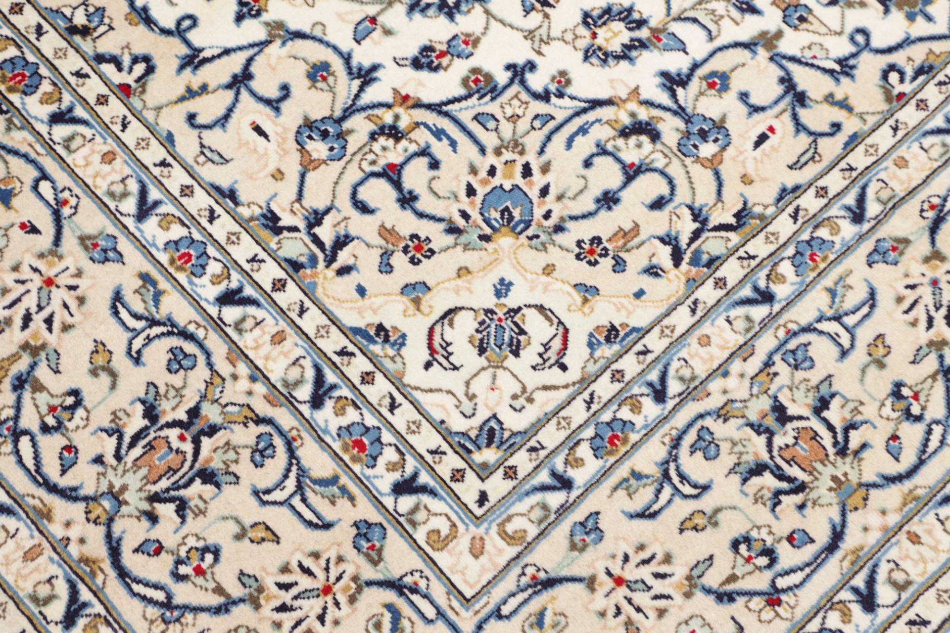 Kashan Persian Rug — hand-knotted, 201 × 294 cm, Wool
