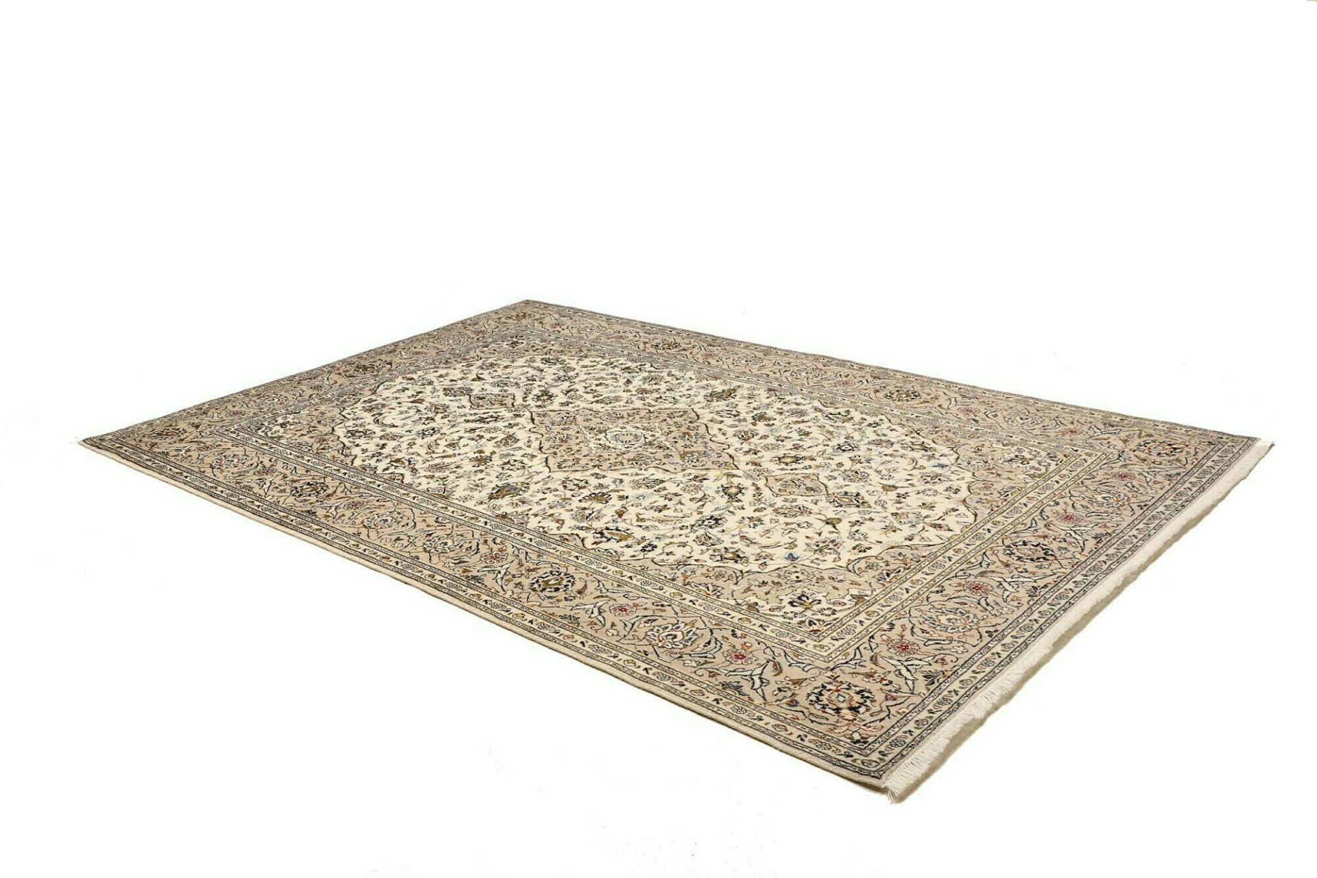 Kashan Persian Rug 196 × 292 cm, Wool, hand-knotted