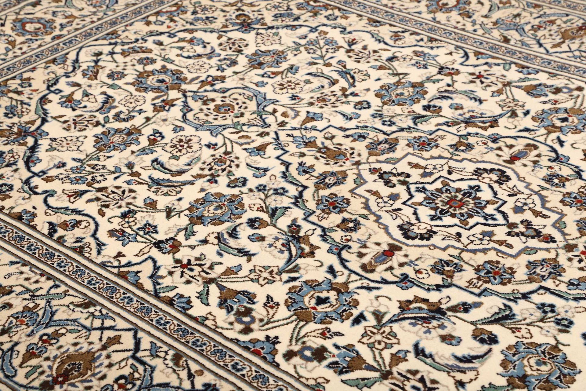 Kashan Persian Rug — hand-knotted, 197 × 309 cm, Wool