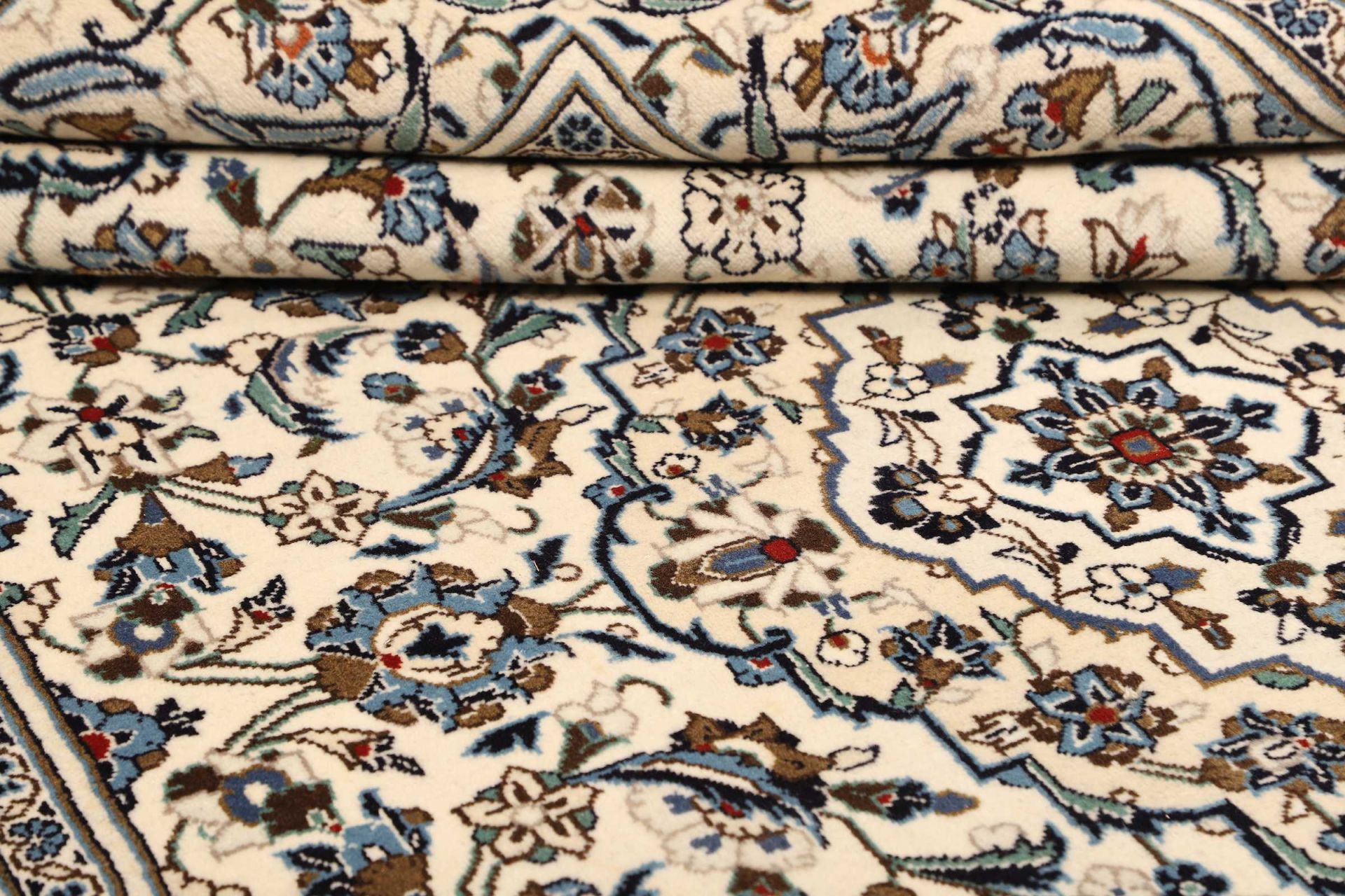 Kashan Persian Rug — hand-knotted, 197 × 309 cm, Wool