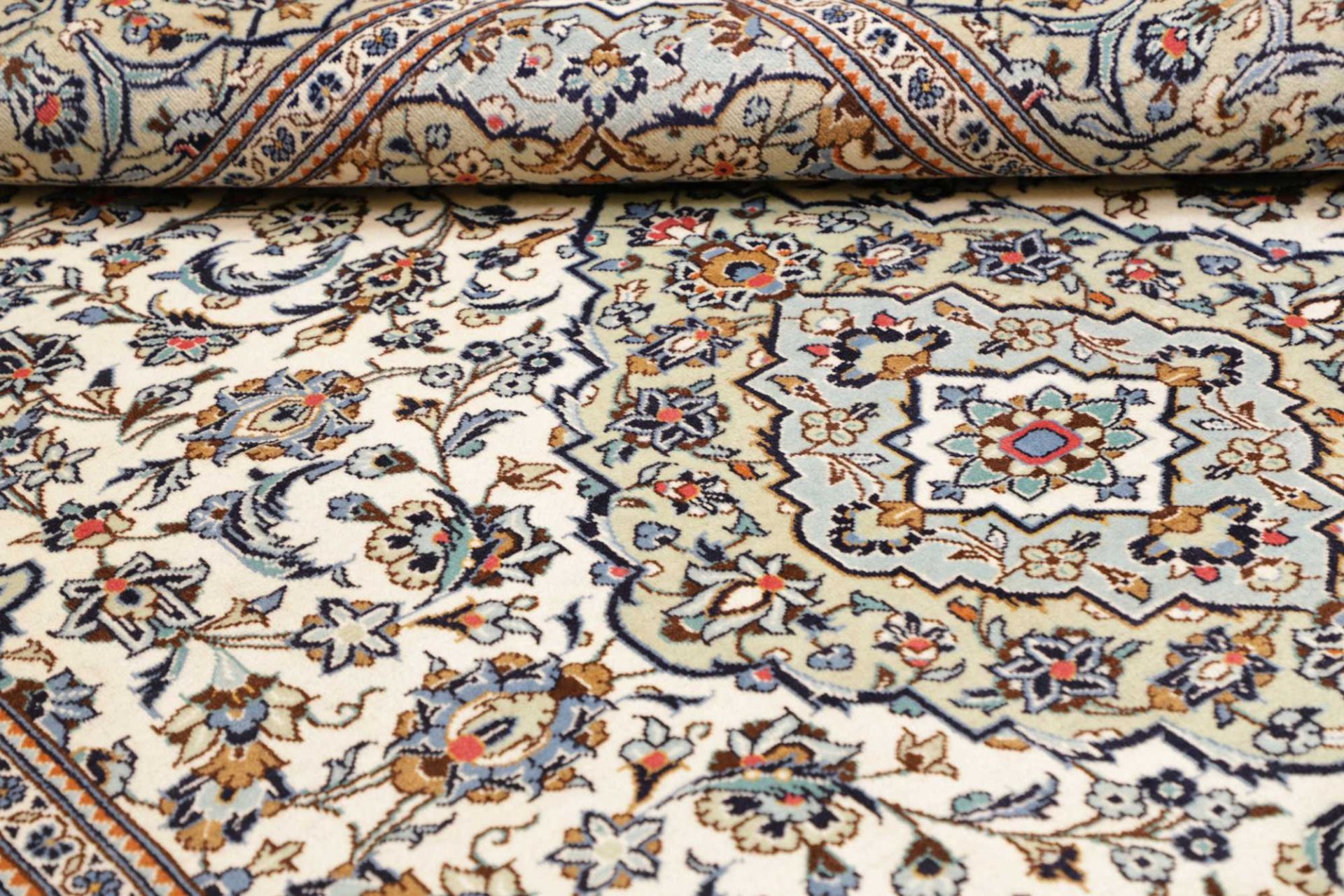 Kashan Persian Rug — hand-knotted, 193 × 284 cm, Wool