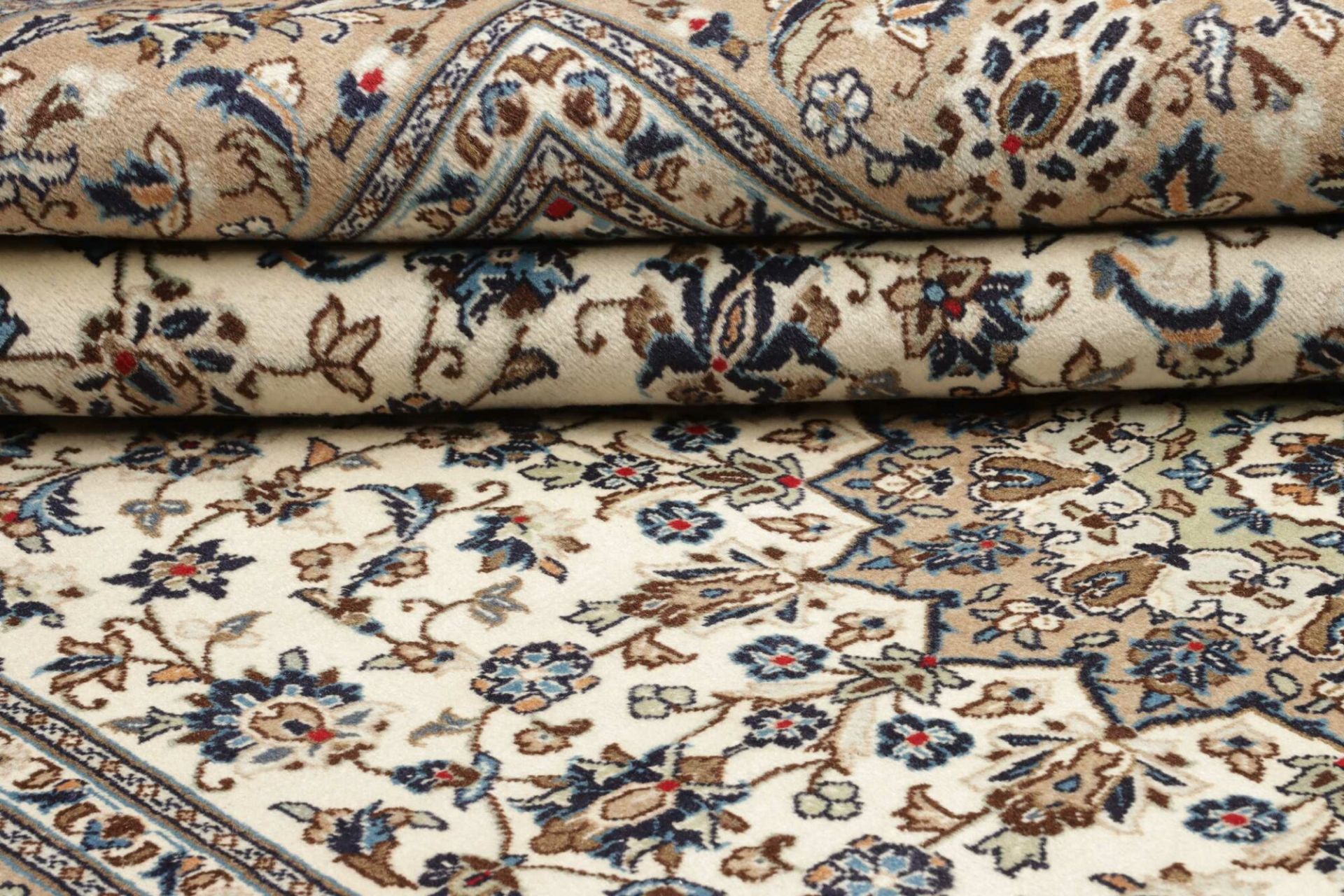 perserteppich-kashan-198-x-299-cm-schurwolle-handgeknupft-luxurios-19 Hand-Knotted Wool Kashan Persian Rug, 198 × 299 cm