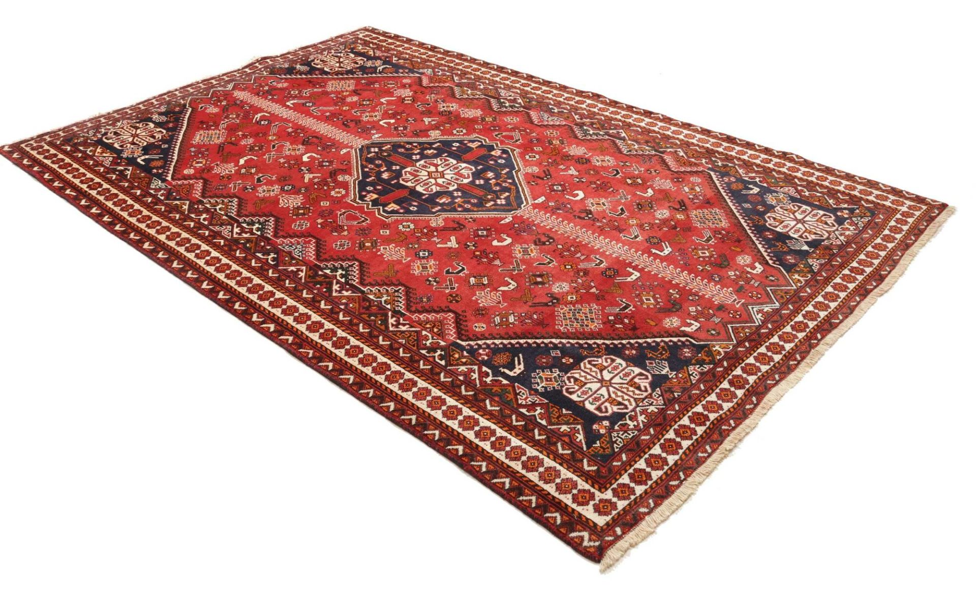 Qashqai Persian Rug 209 × 314 cm, Wool, hand-knotted