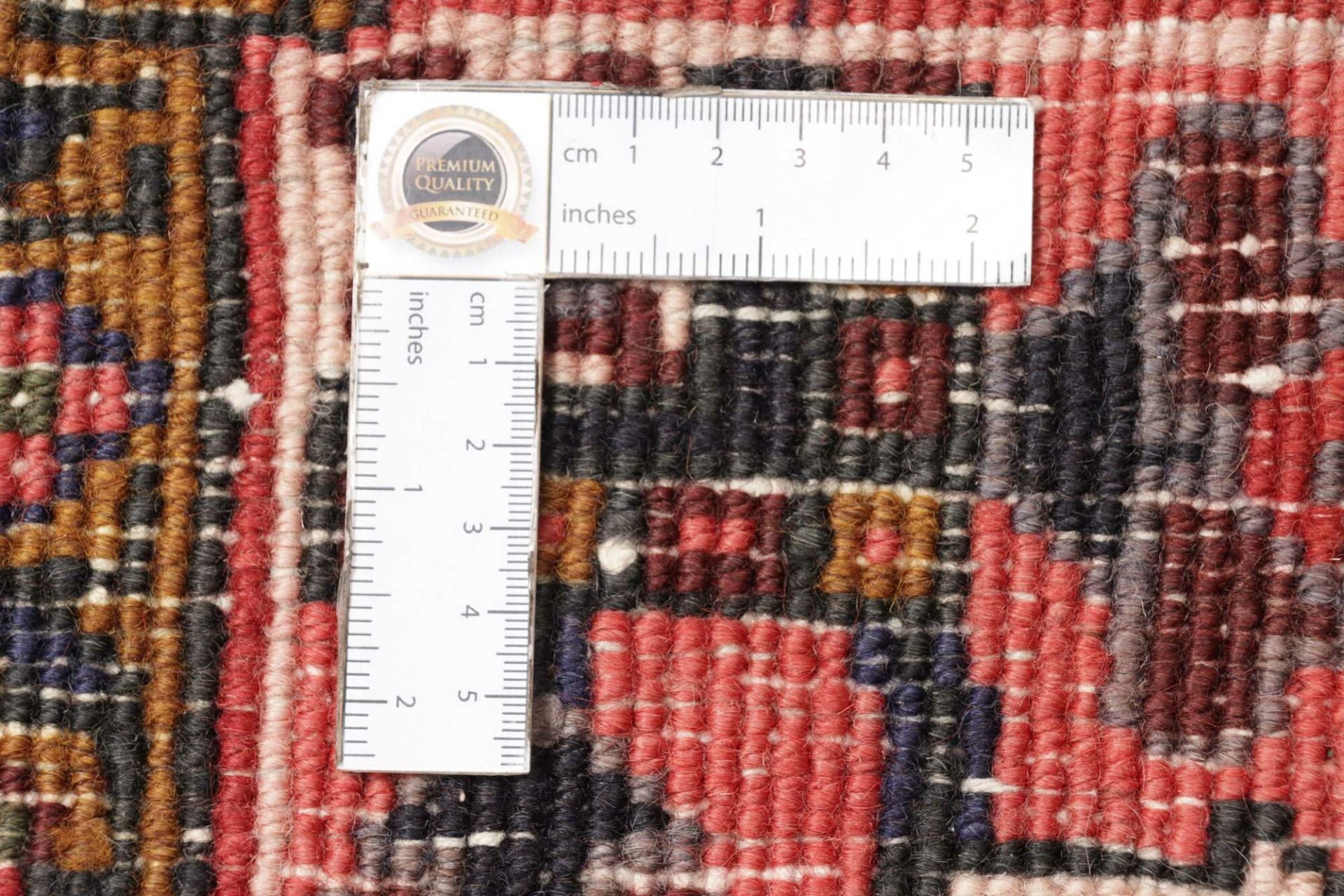 Heriz Persian Rug 207 × 299 cm, Wool, hand-knotted