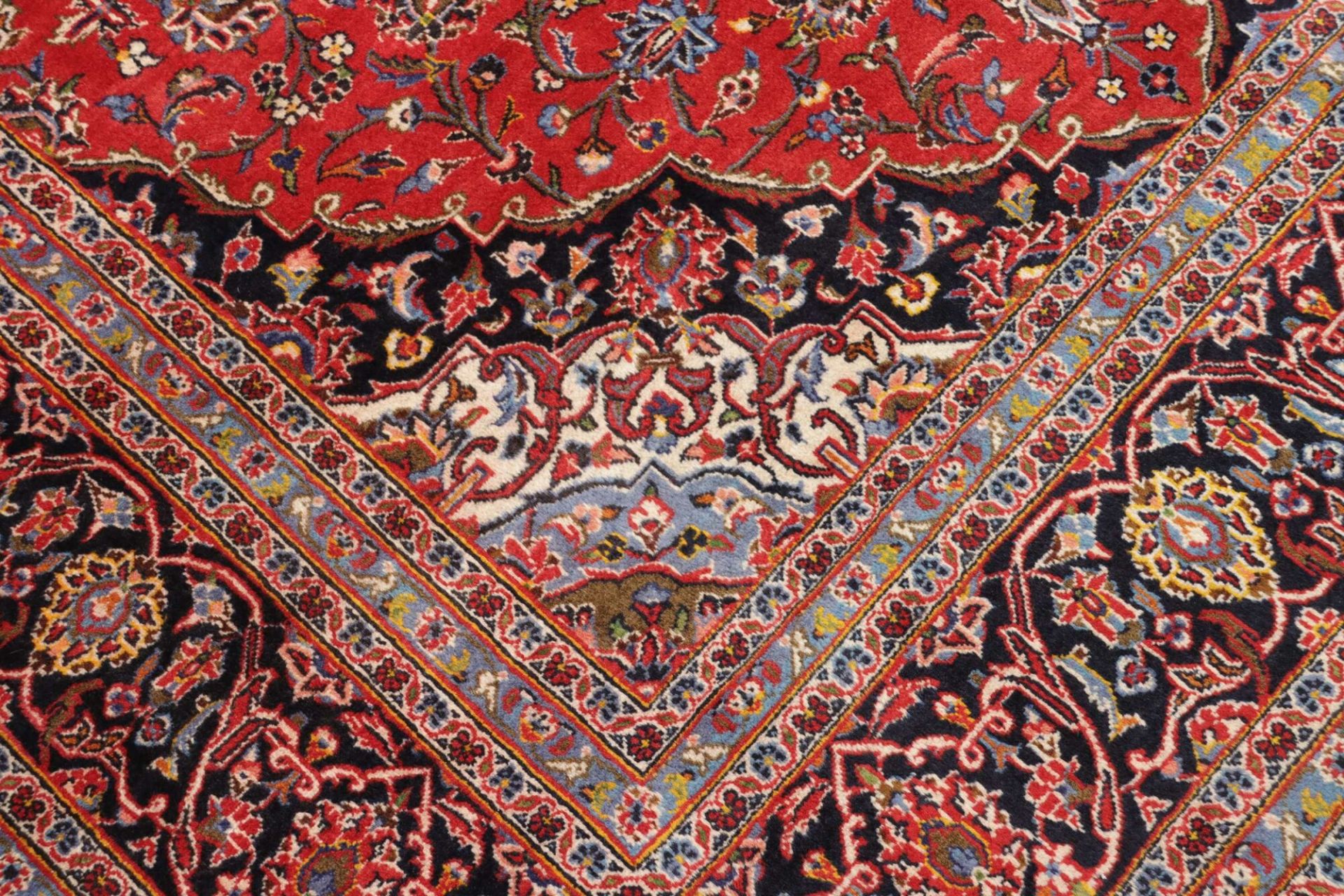 Kashan Persian Rug 203 × 294 cm, Wool, hand-knotted