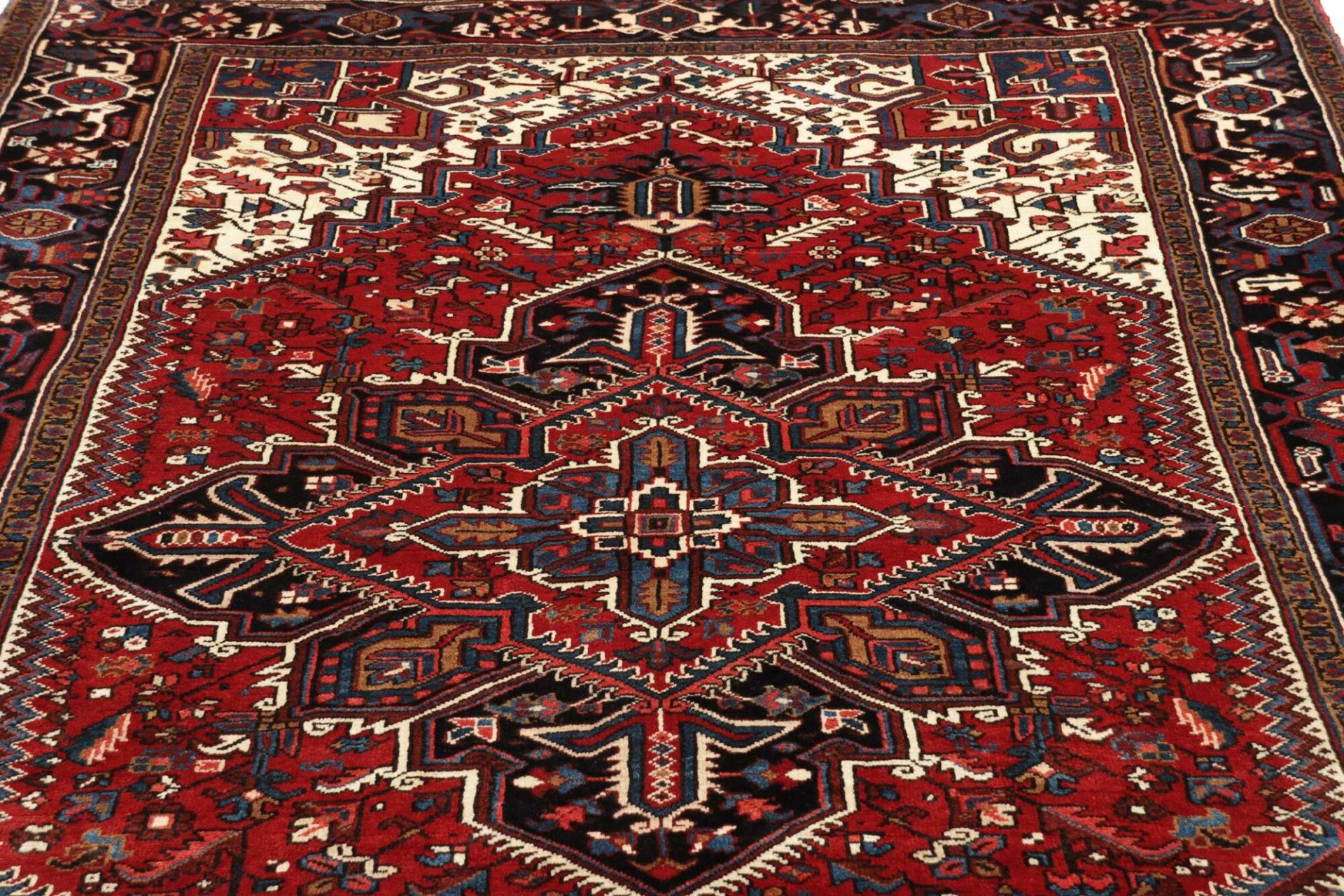 Heriz Persian Rug — hand-knotted, 206 × 301 cm, Wool