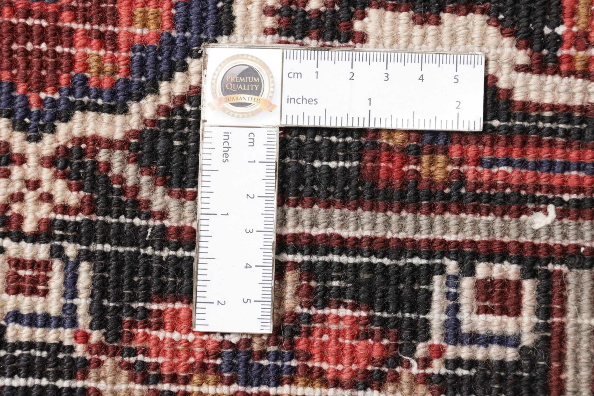 Heriz Persian Rug — hand-knotted, 206 × 301 cm, Wool