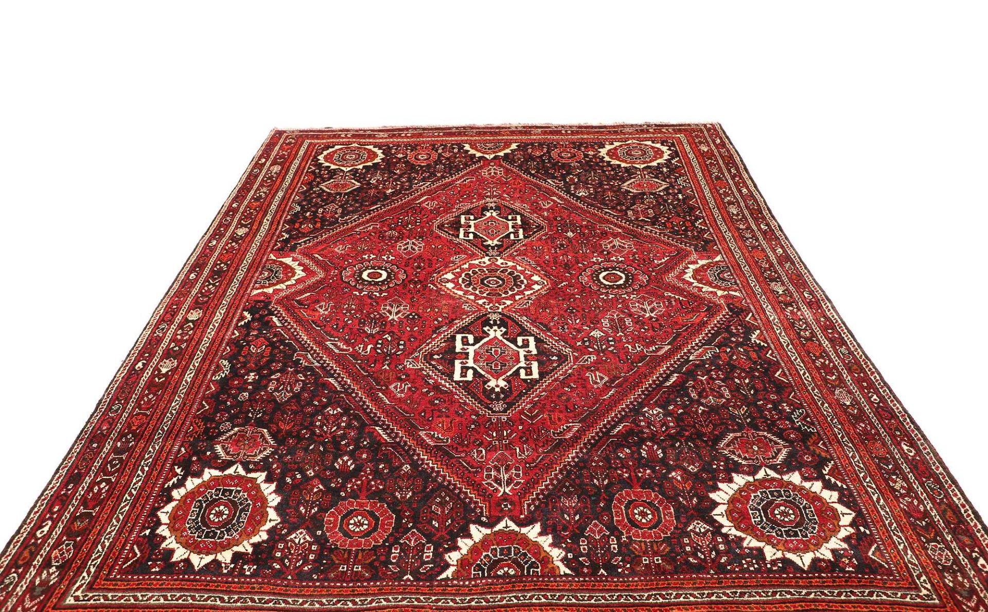 Hand-Knotted Wool Shiraz Persian Rug, 219 × 307 cm
