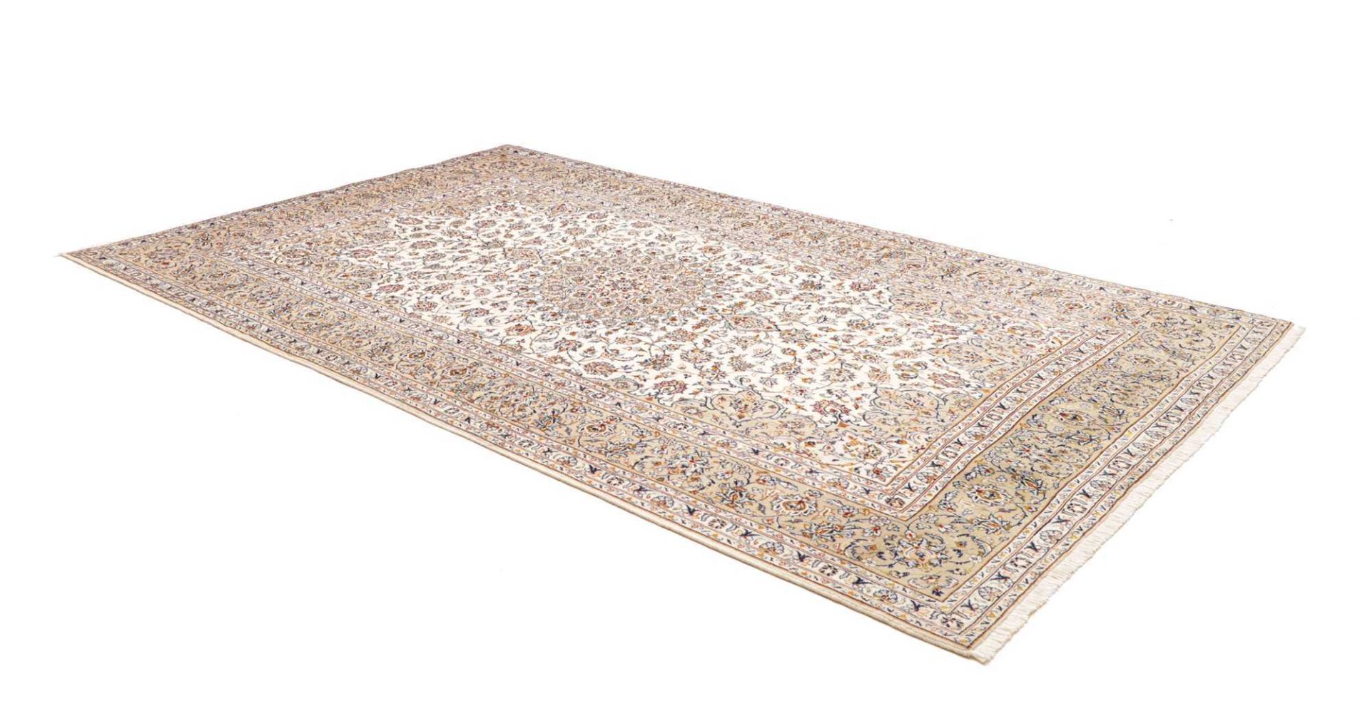 Kashan Persian Rug 206 × 324 cm, Wool, hand-knotted