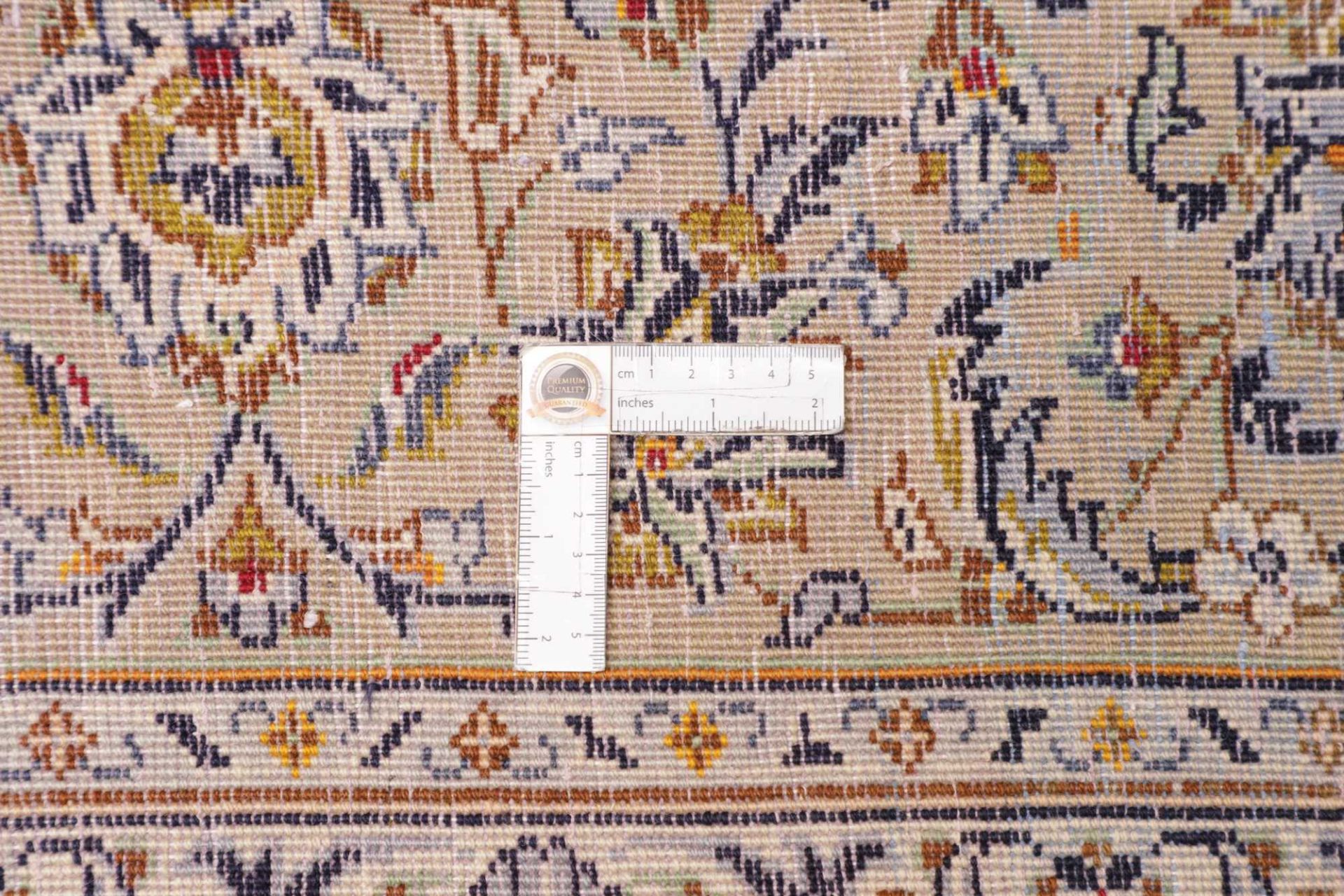 Kashan Persian Rug 206 × 324 cm, Wool, hand-knotted